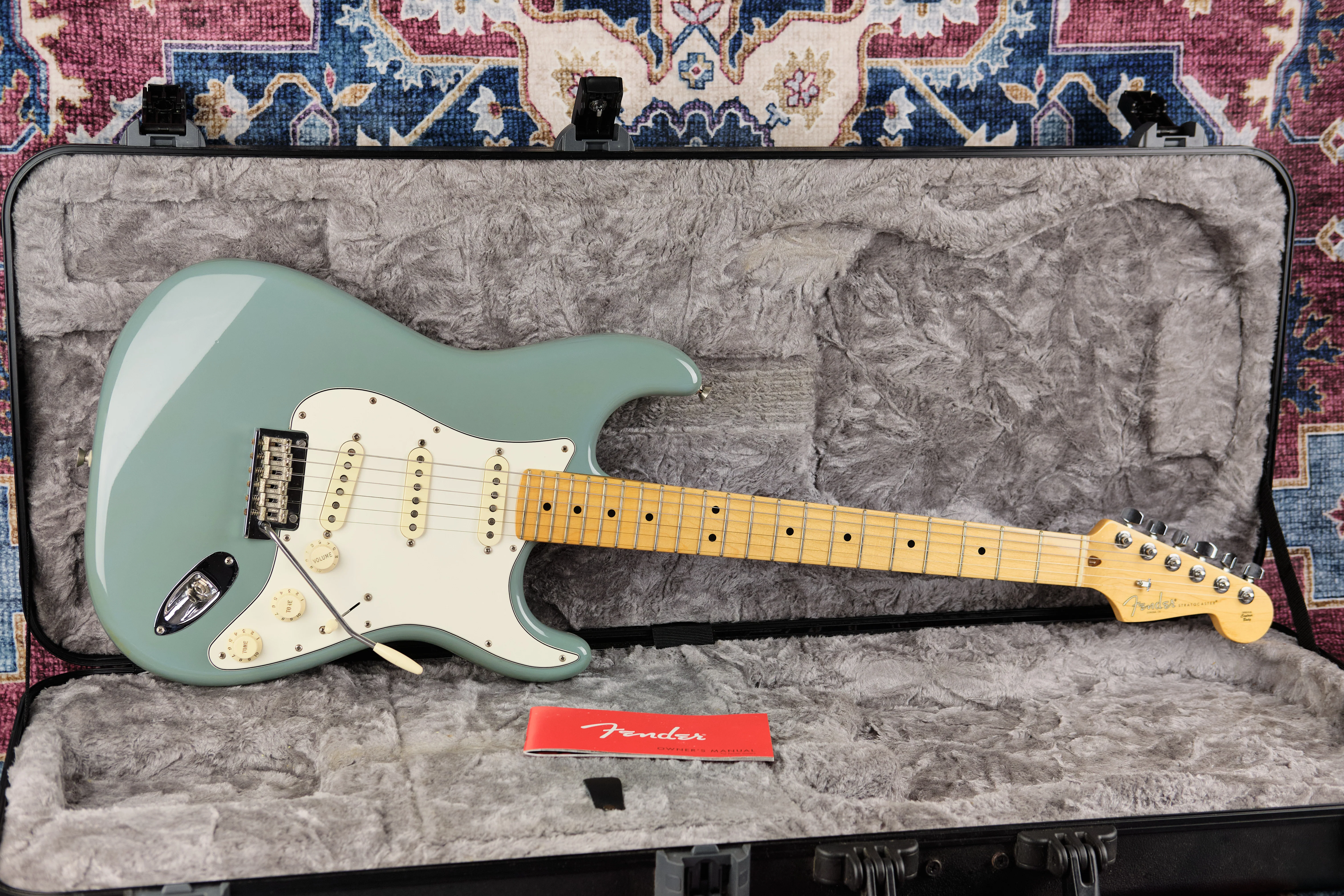 2016 Fender American Professional Stratocaster Sonic Gray - Image 4