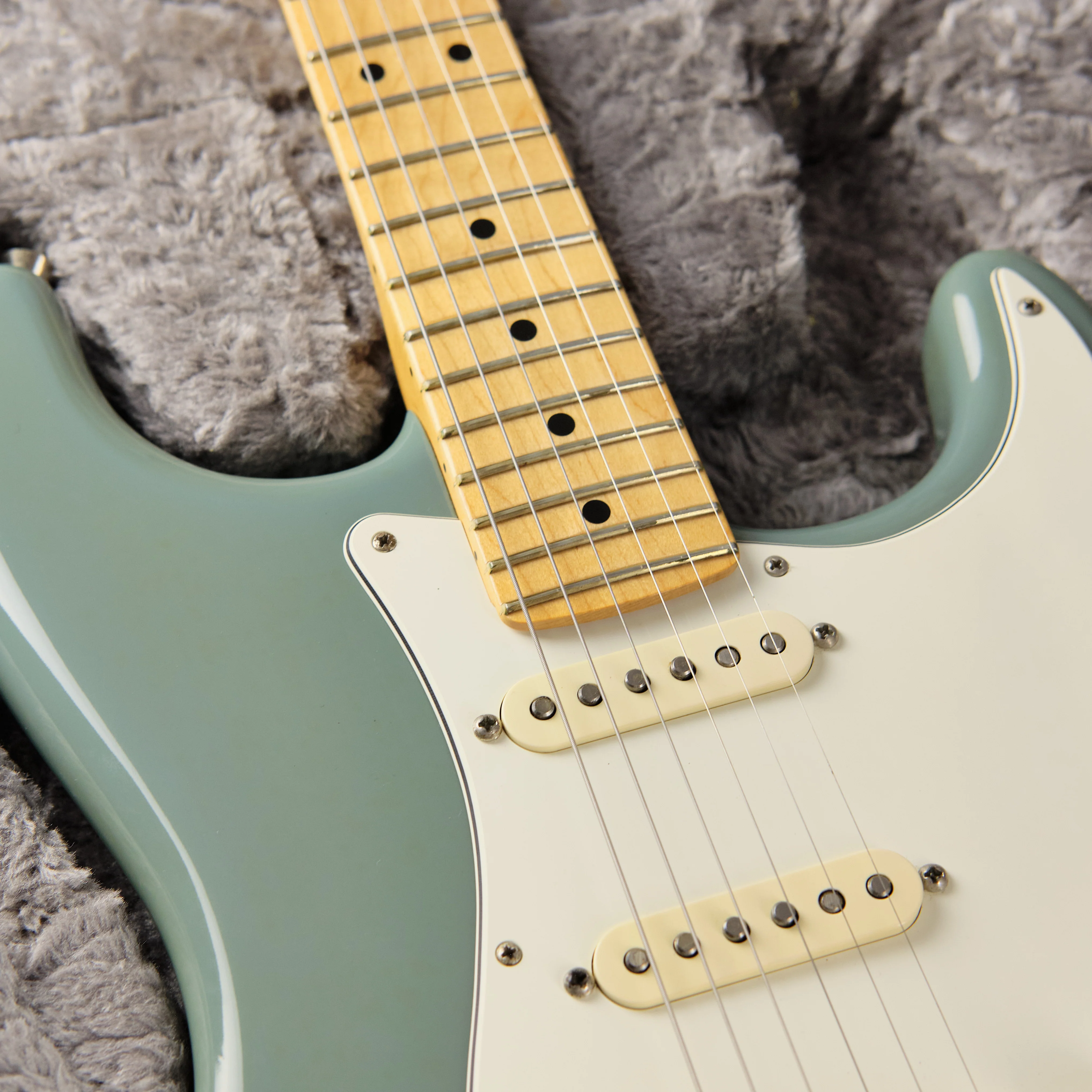 2016 Fender American Professional Stratocaster Sonic Gray - Image 6