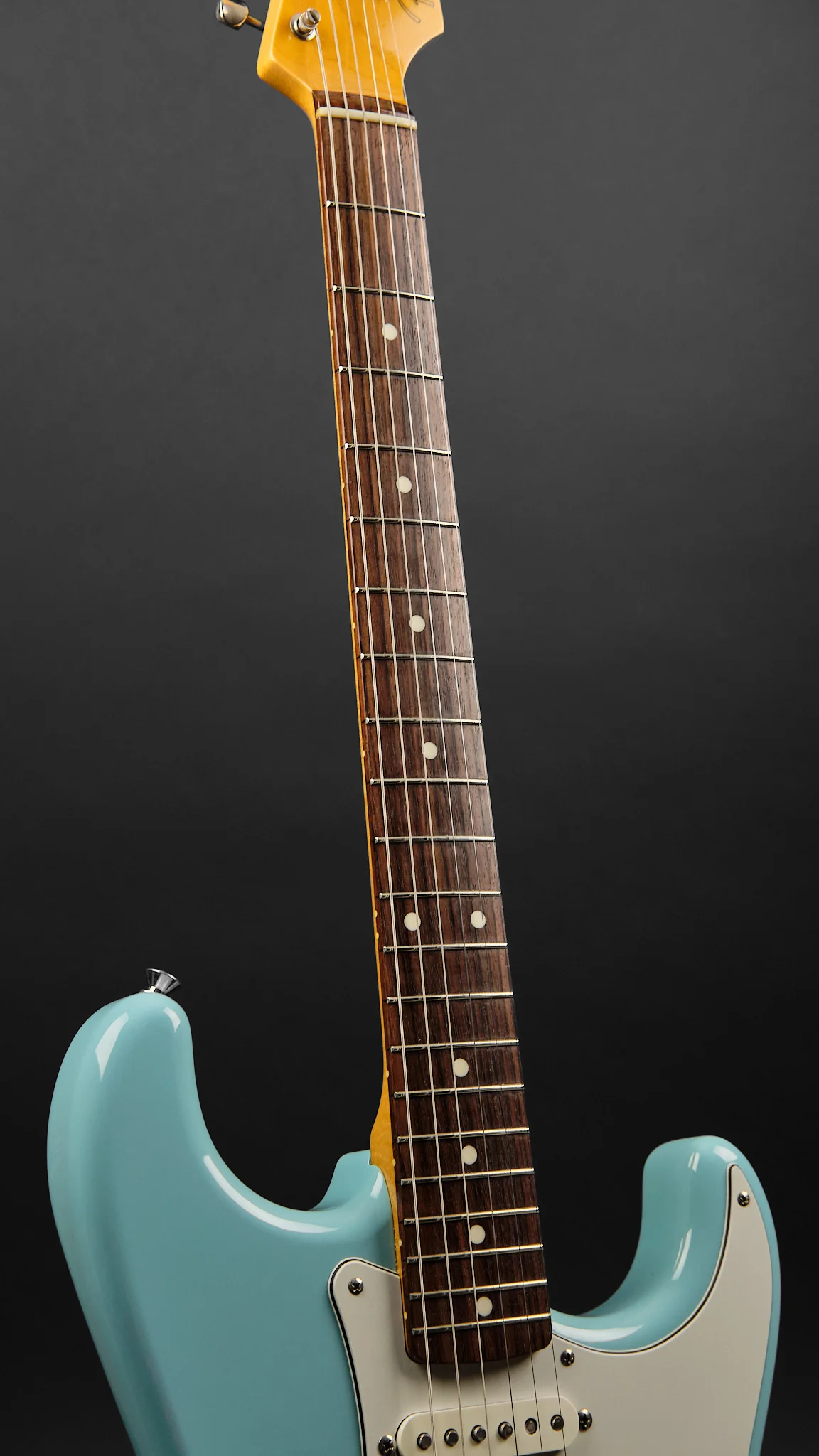 2016 Fender MIJ Classic '60s Stratocaster Sonic Blue - Image 4