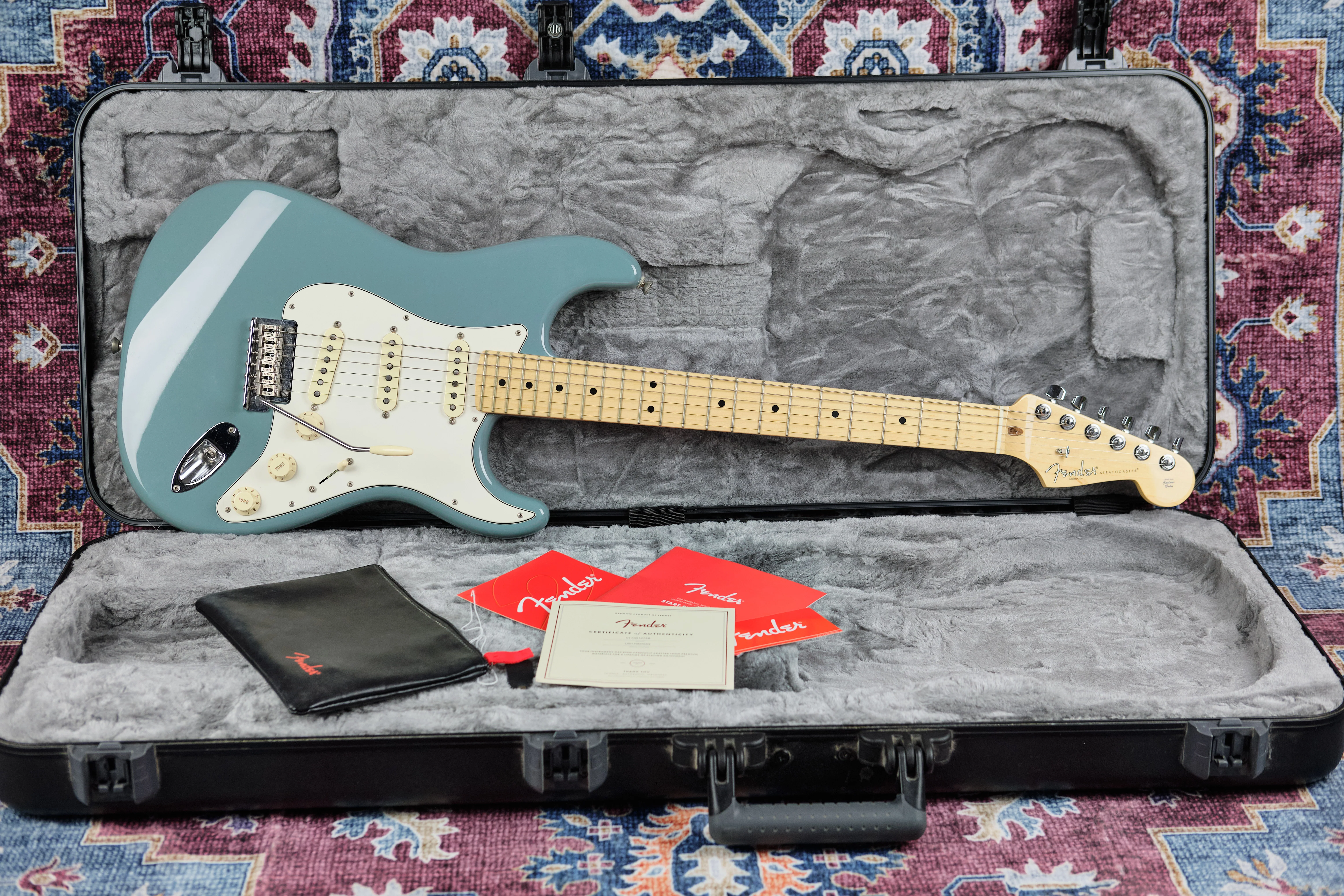 2017 Fender American Professional Stratocaster Sonic Gray - Image 5