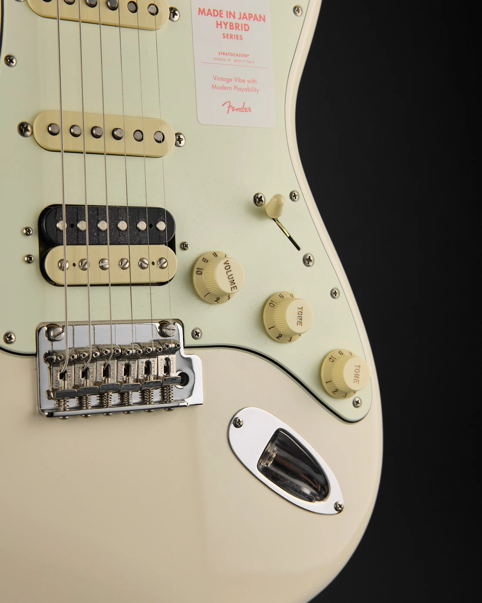 2020 Fender MIJ Hybrid '60s Stratocaster HSS Vintage White - Image 9