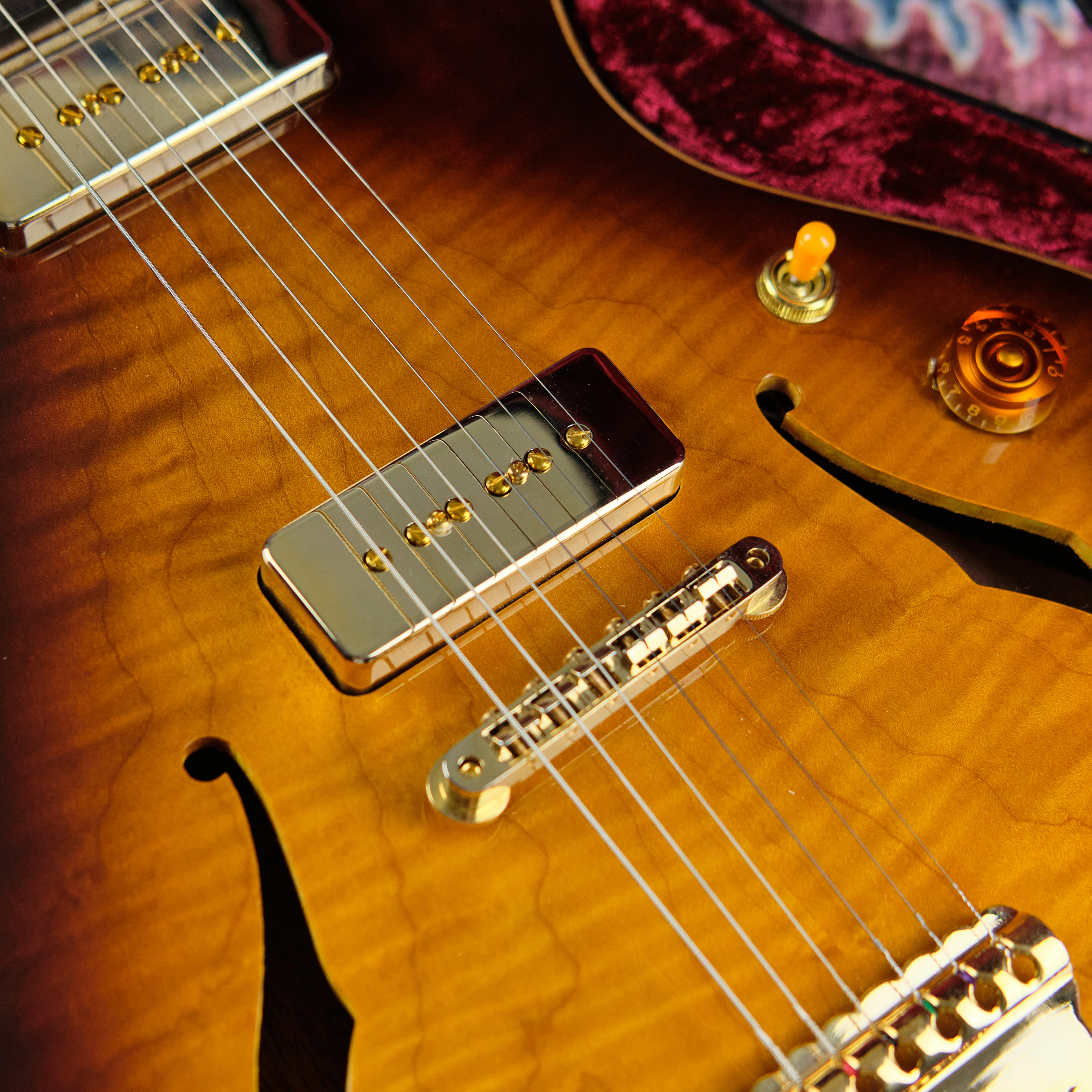 2021 B&G Crossroads Little Sister Tobacco Burst - Image 6