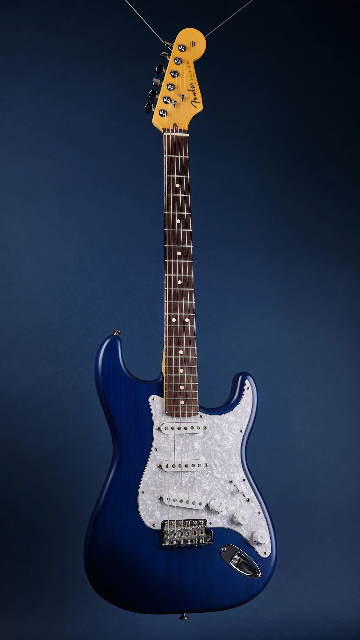 2021 Fender Cory Wong Stratocaster Sapphire Blue Transparent - Image 4