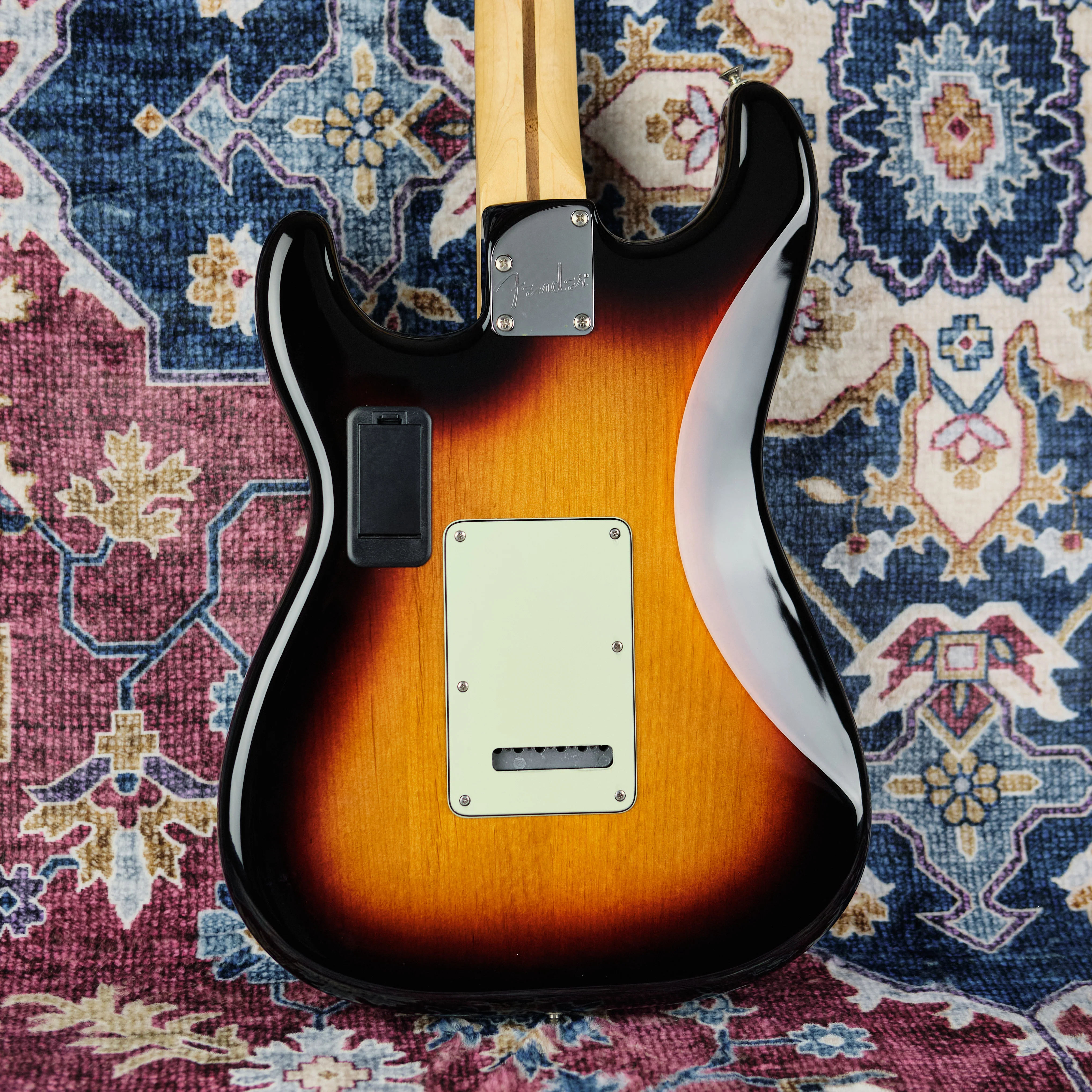2021 Fender Deluxe Roadhouse Stratocaster Sunburst - Image 3