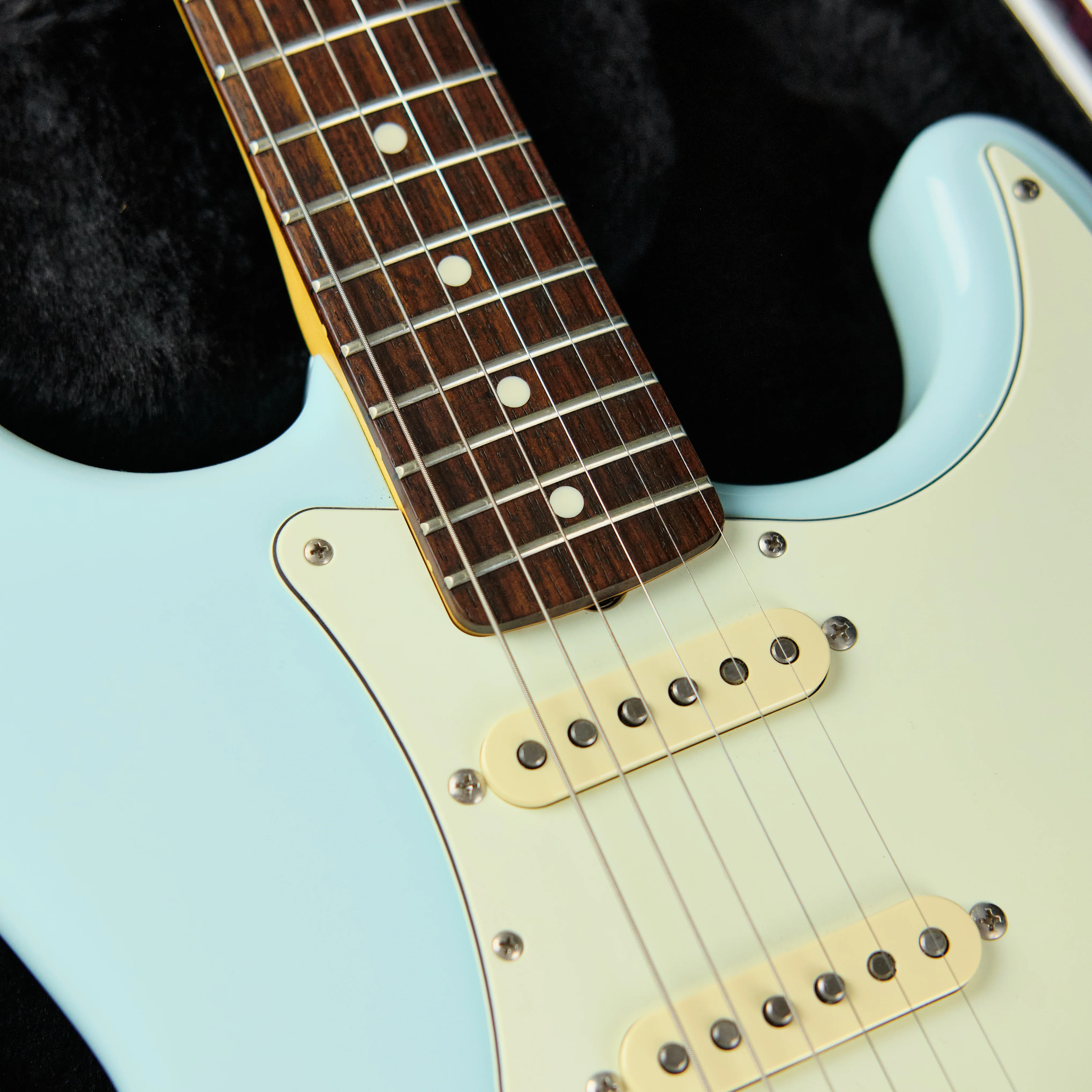 2021 Fender Japan Hybrid '60s Stratocaster Daphne Blue Refin - Image 7