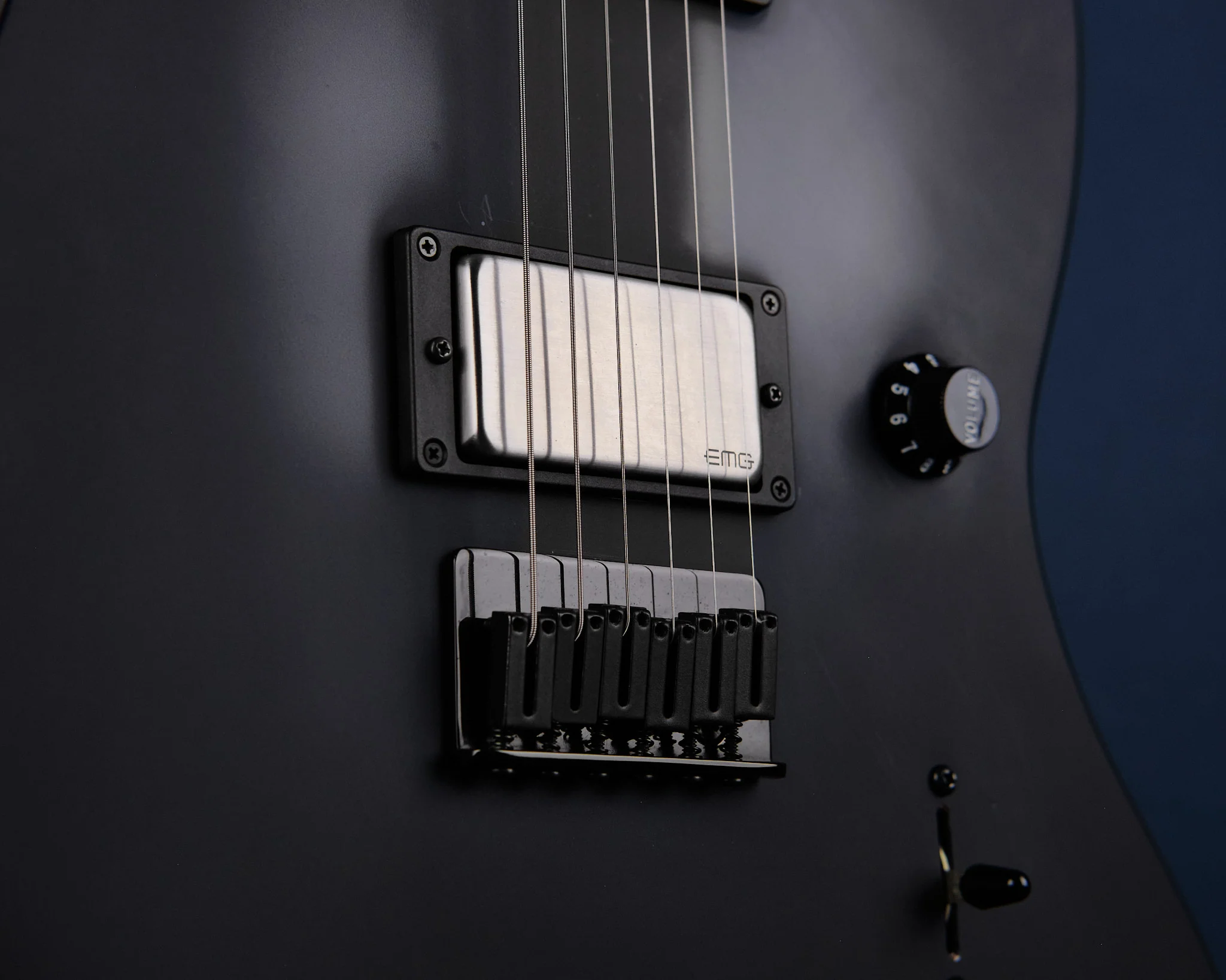 2021 Fender Jim Root Jazzmaster Black - Image 8