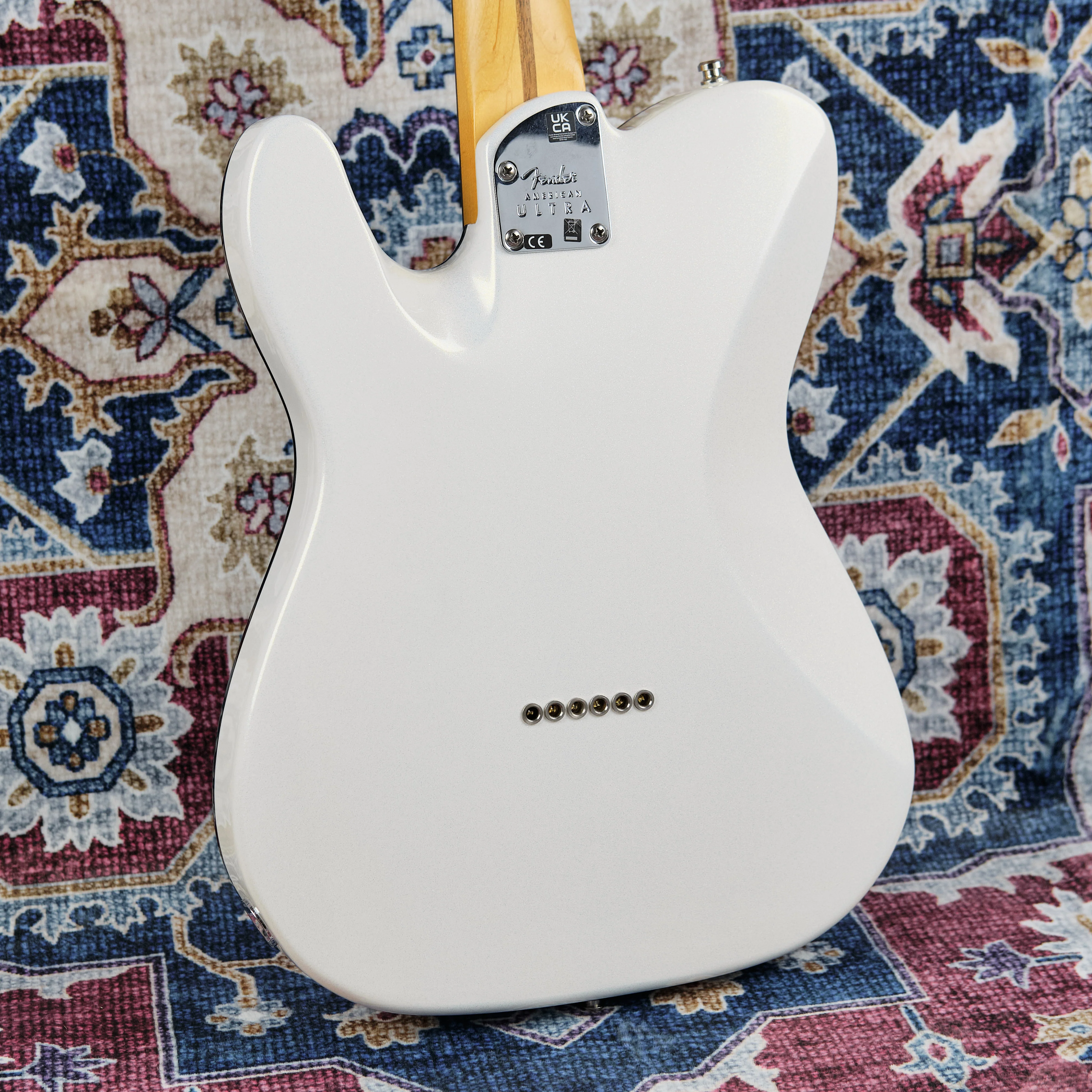 2022 Fender American Ultra Telecaster Arctic Pearl - Image 3