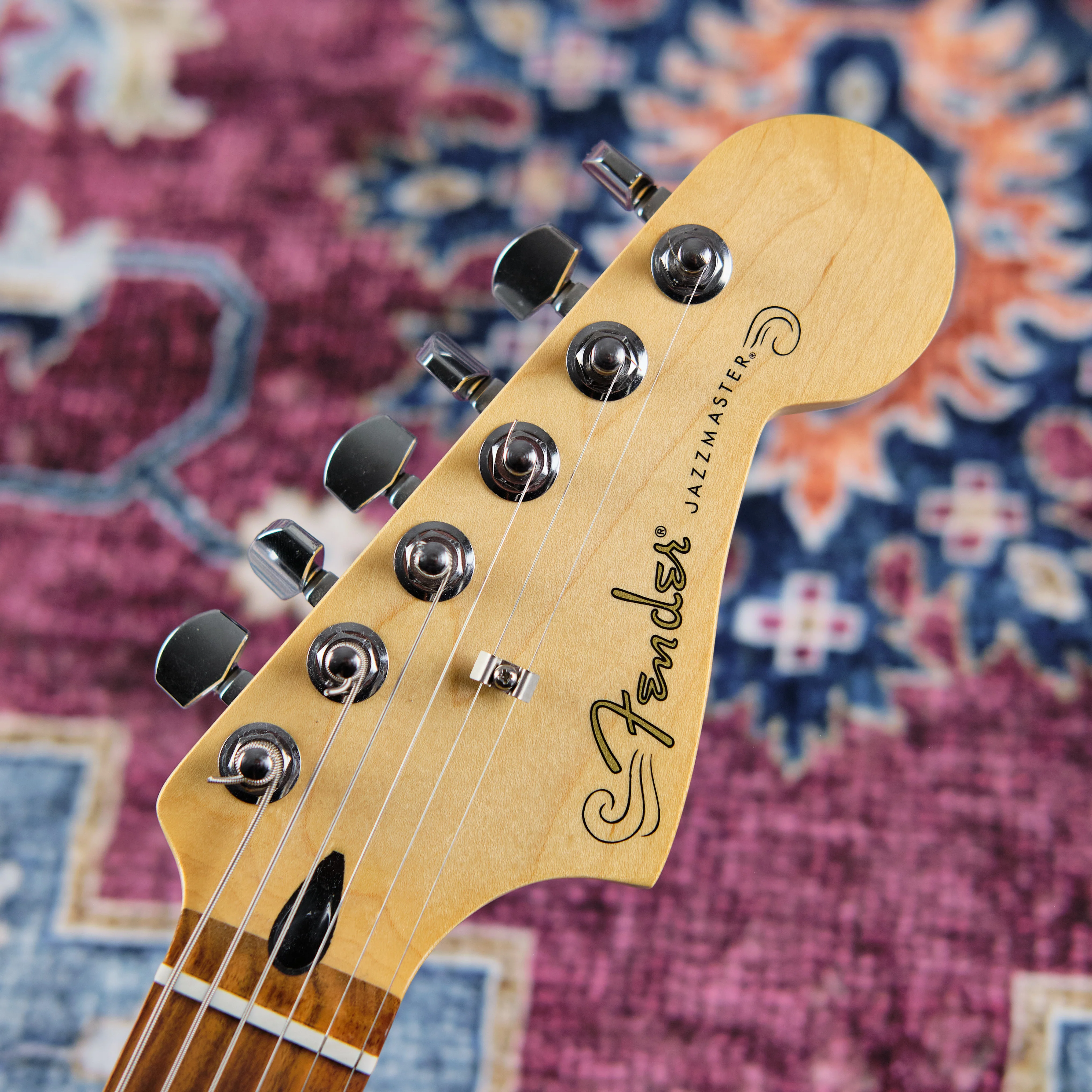 2022 Fender Player Jazzmaster 3-Colour Sunburst - Image 2