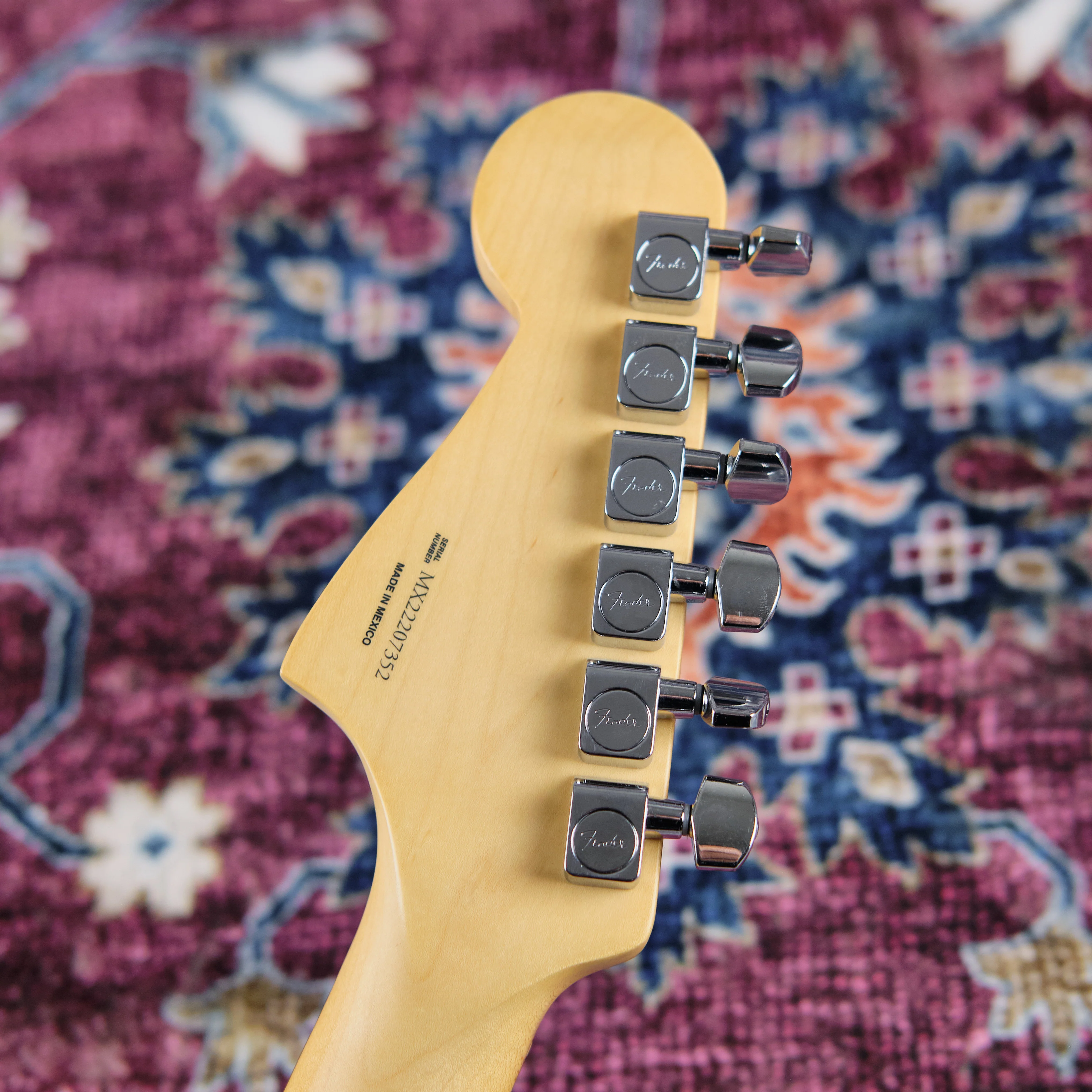 2022 Fender Player Jazzmaster 3-Colour Sunburst - Image 5