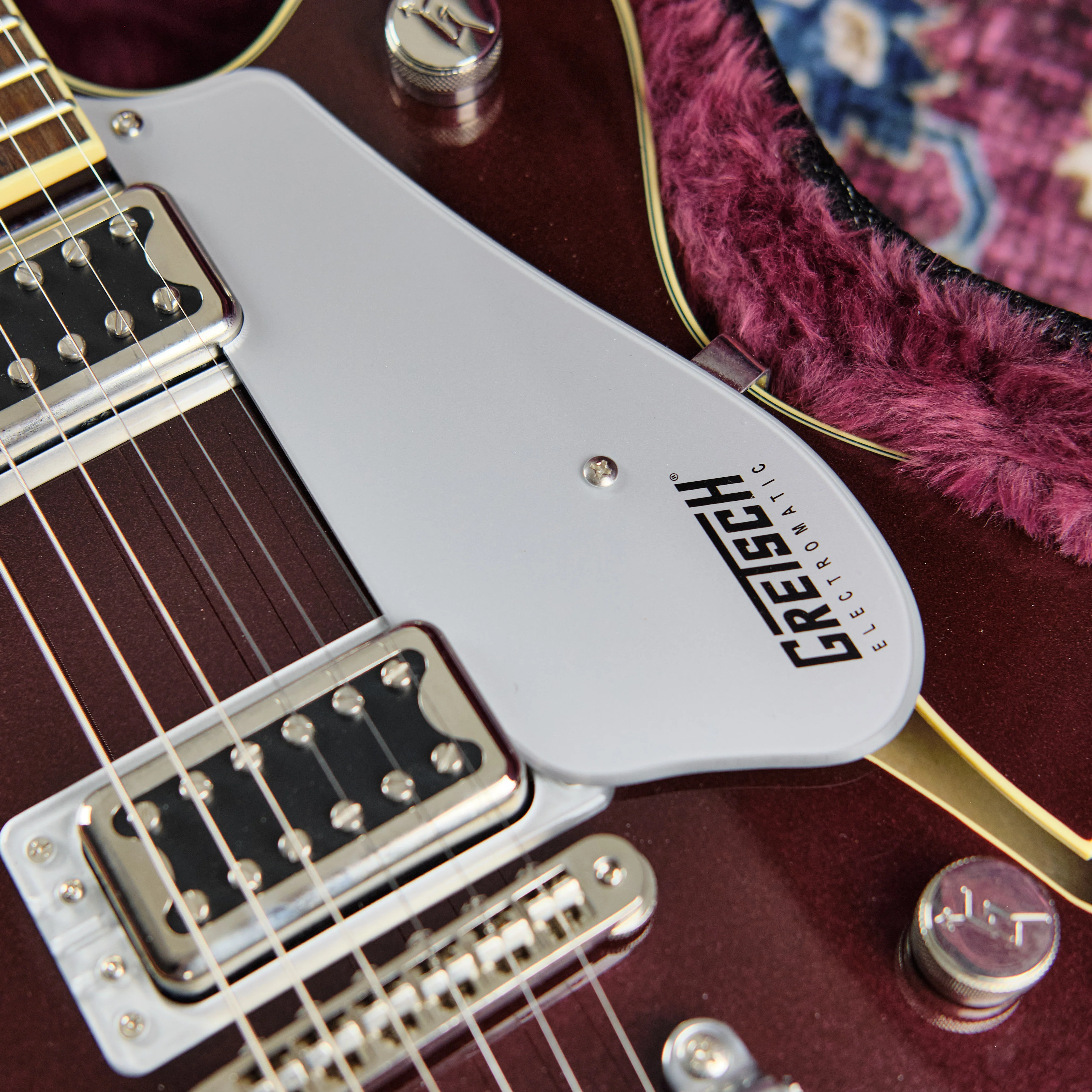 2022 Gretsch Electromatic G5655T Centreblock Jr Dark Cherry Metallic - Image 6