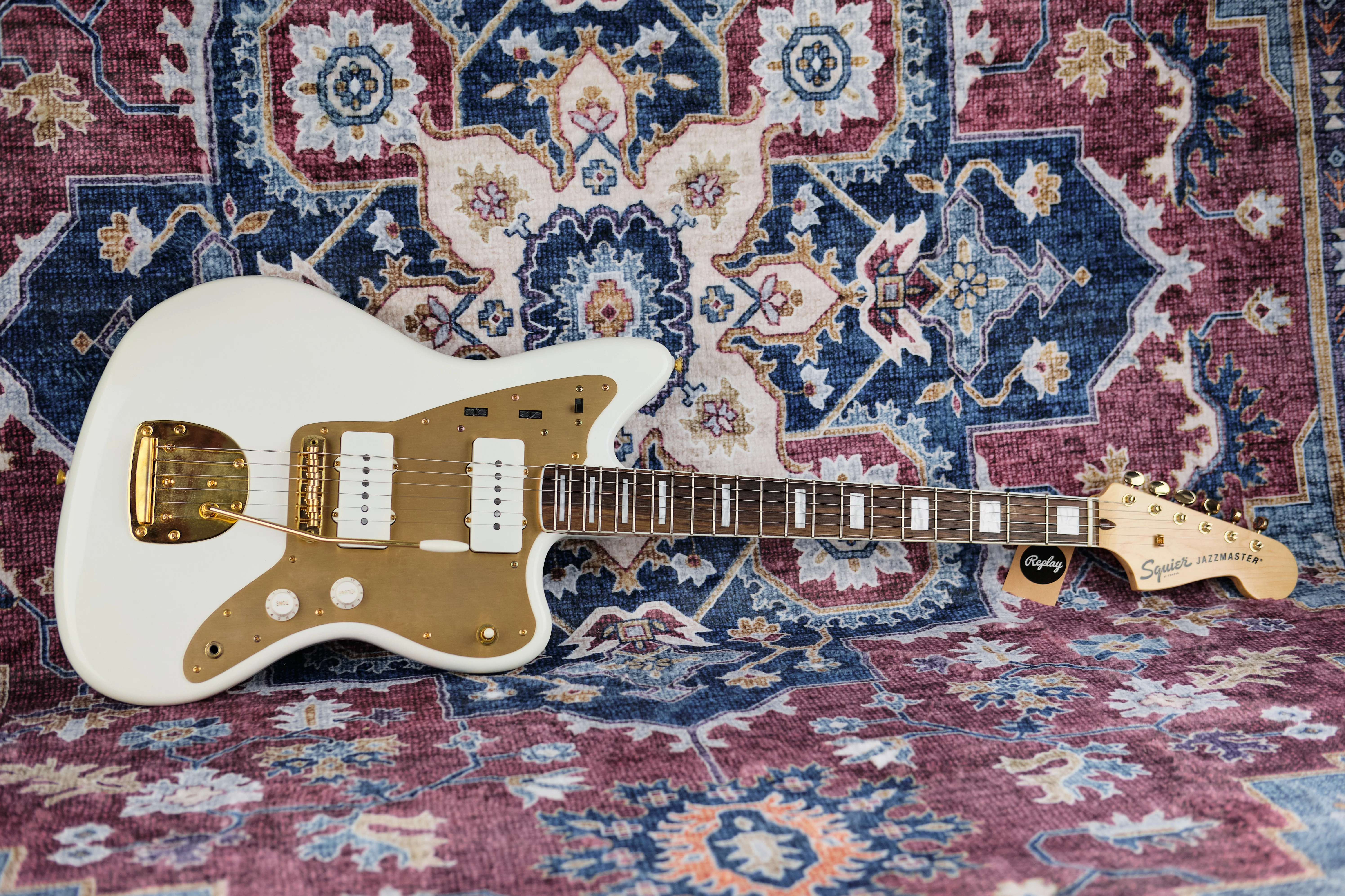 2022 Squier 40th Anniversary Jazzmaster Olympic White - Image 5