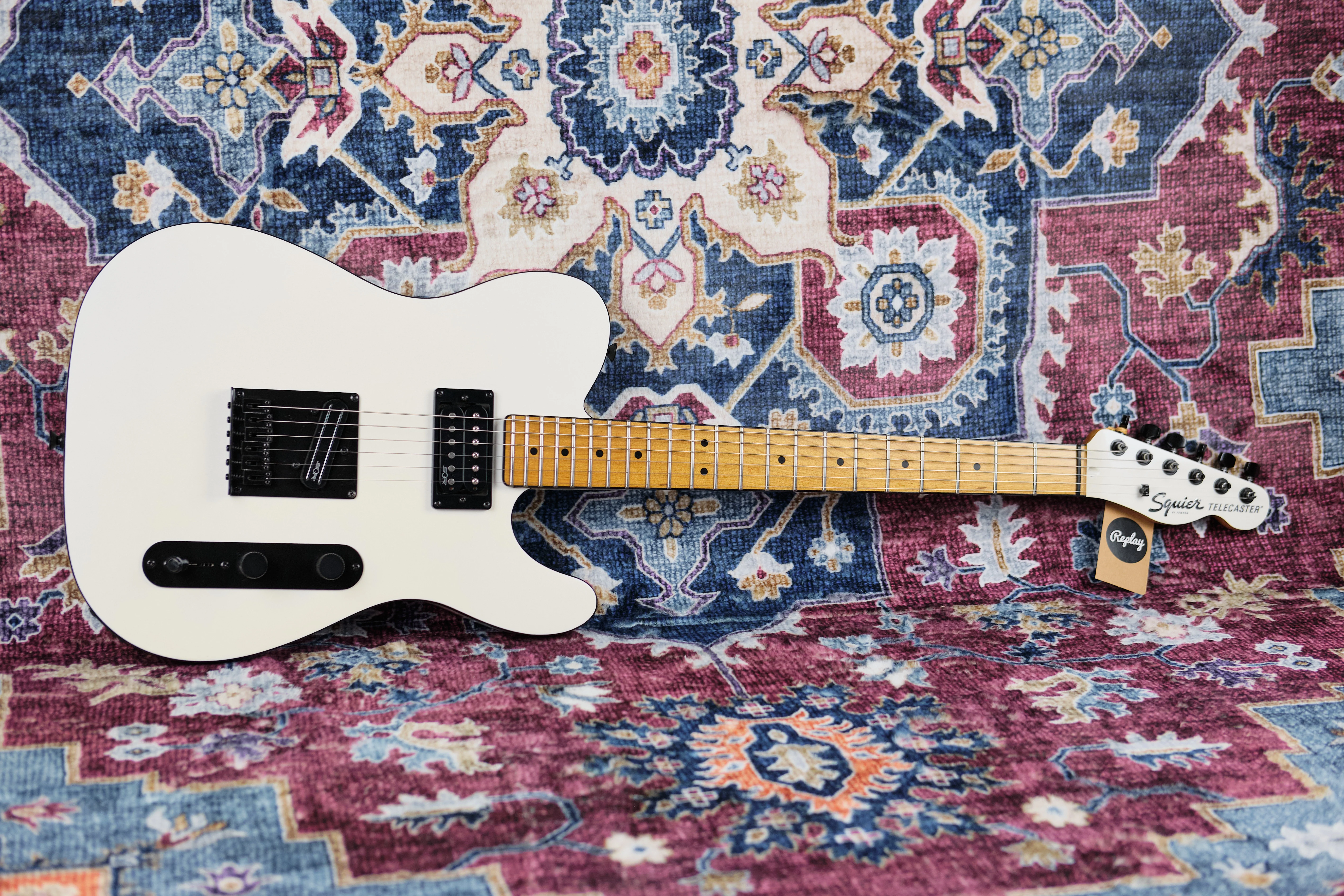 2022 Squier Contemporary Telecaster RH Pearl White - Image 4