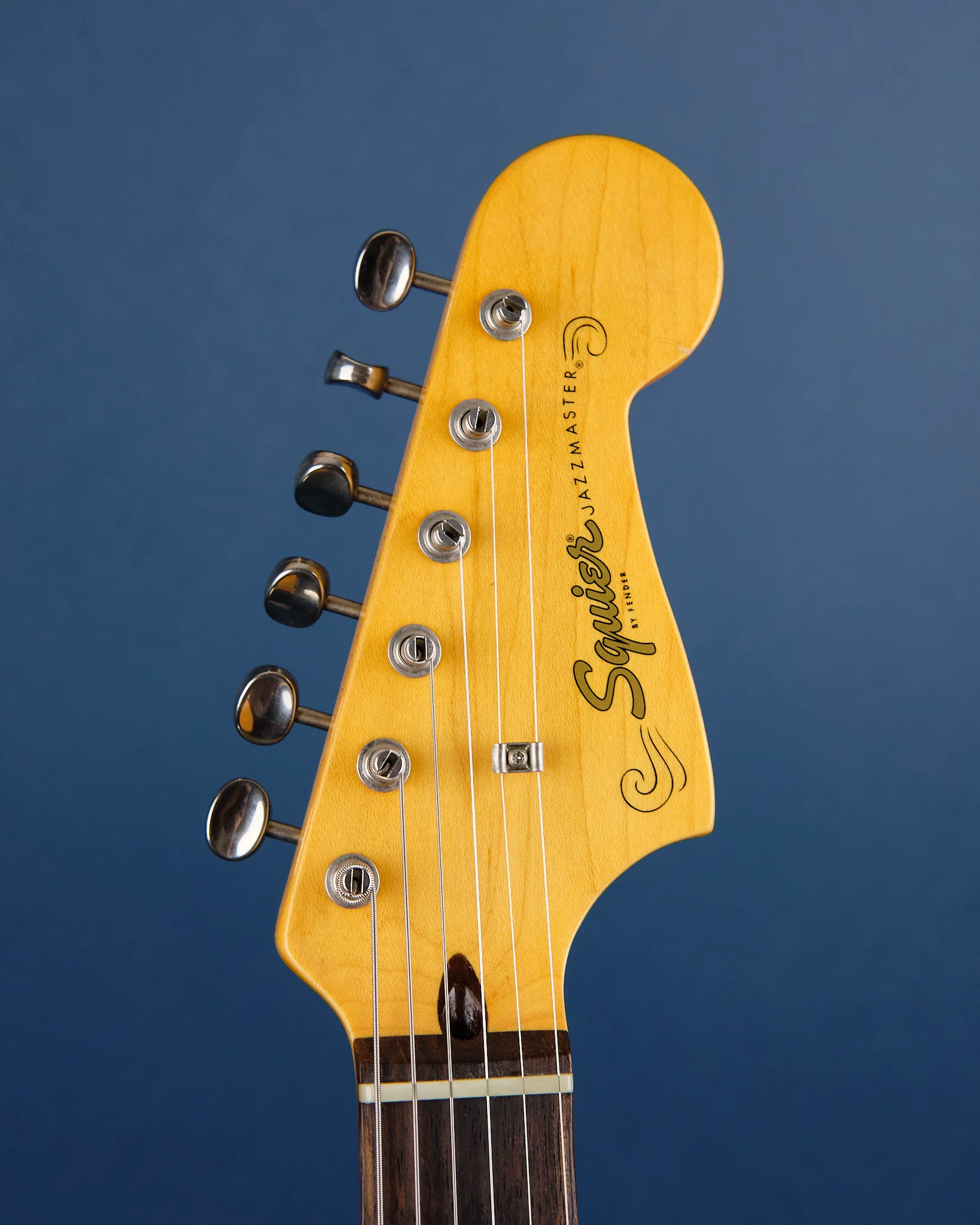 2024 Squier Classic Vibe '60s Jazzmaster Sunburst - Image 2
