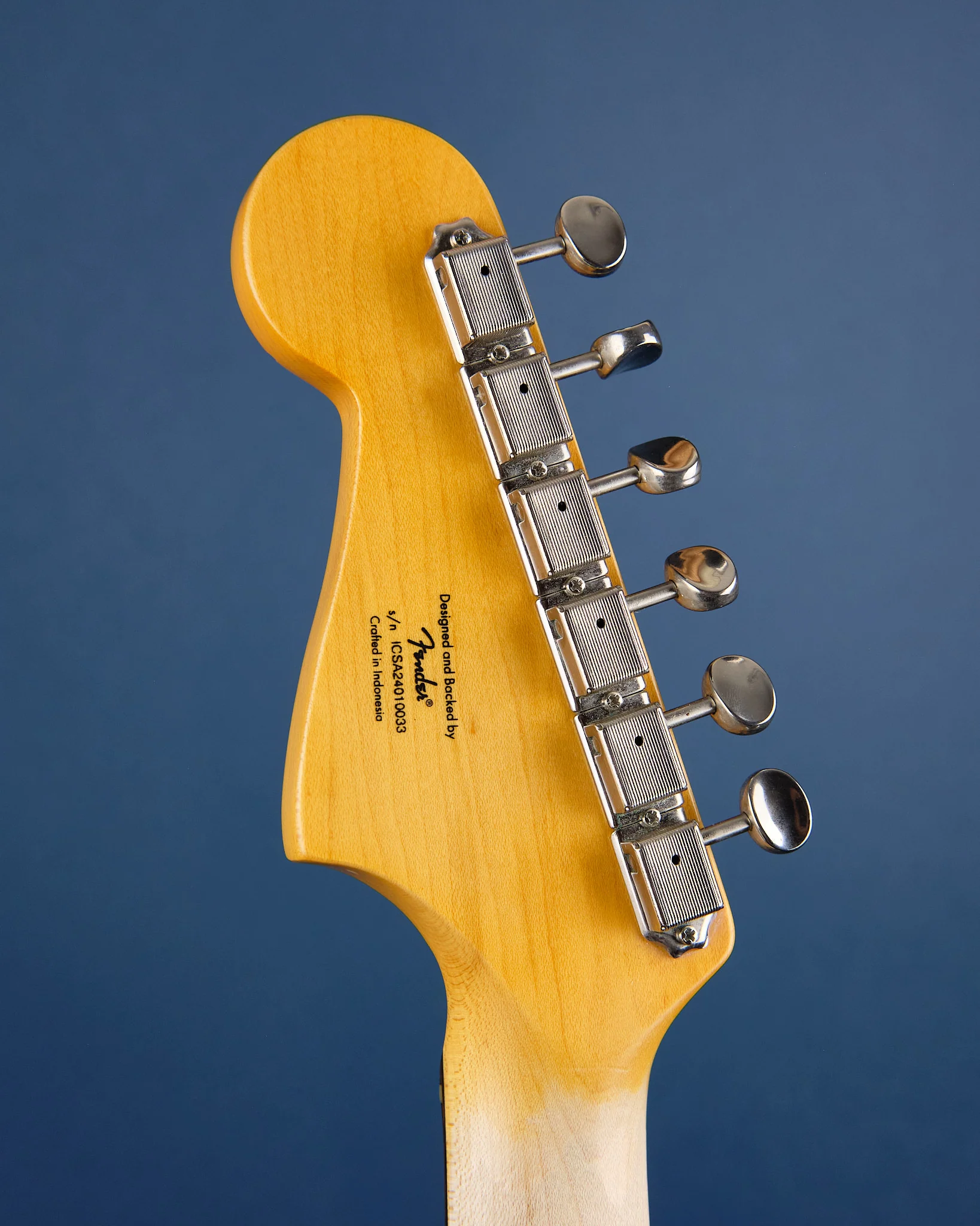 2024 Squier Classic Vibe '60s Jazzmaster Sunburst - Image 6