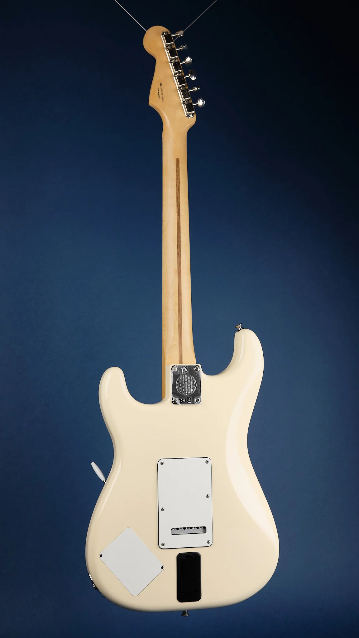 2025 Fender EOB Sustainer Stratocaster Olympic White - Image 5