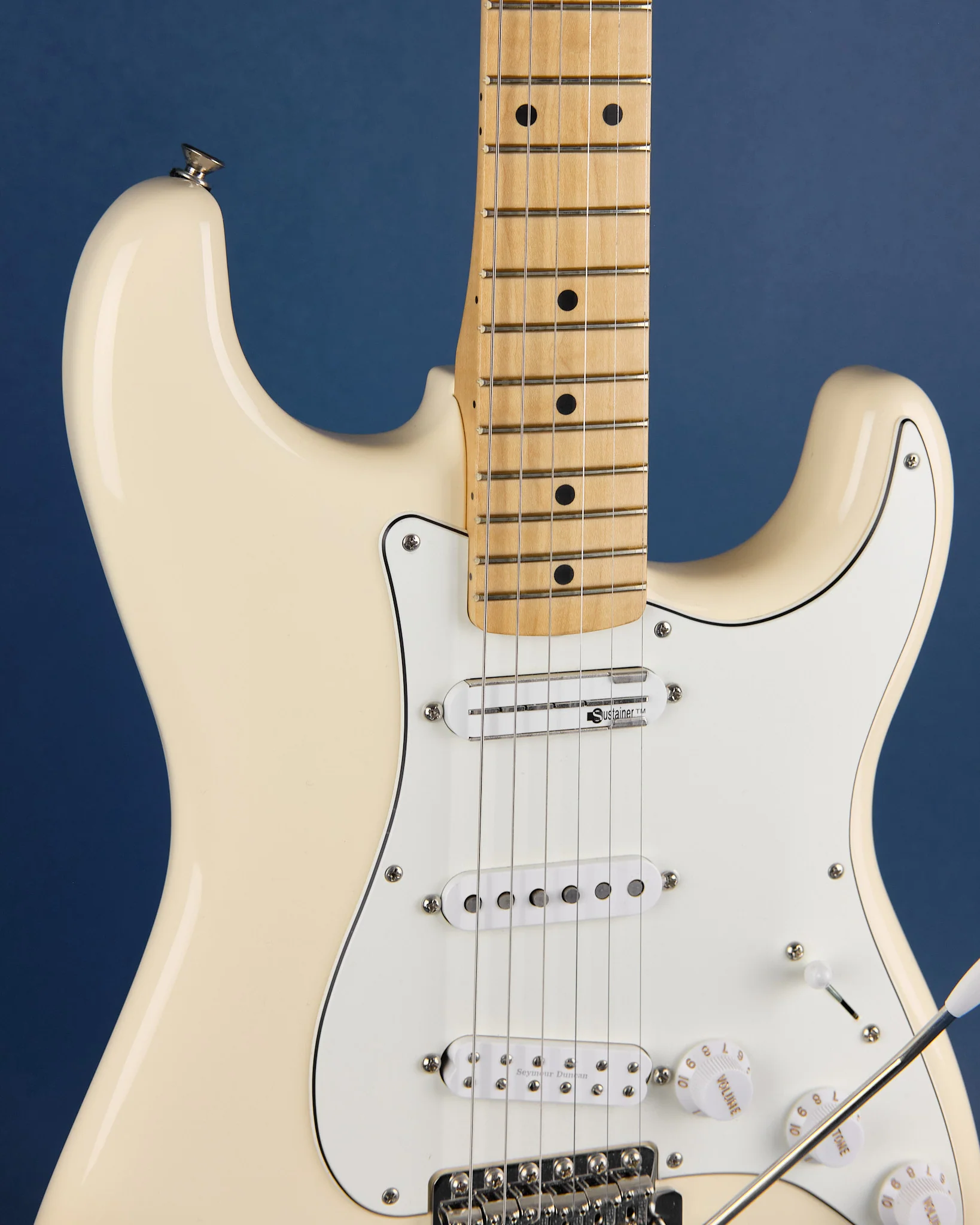 2025 Fender EOB Sustainer Stratocaster Olympic White - Image 7
