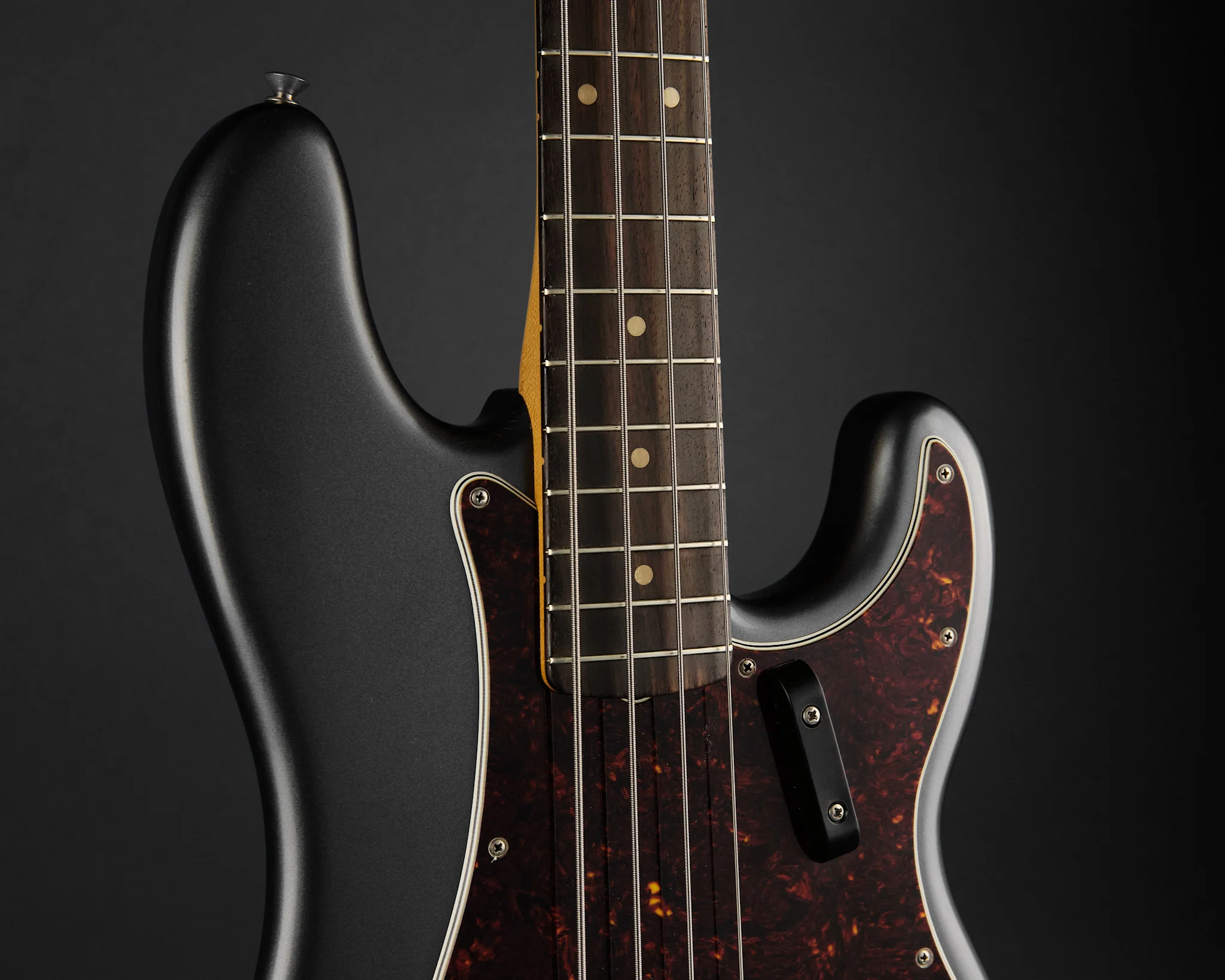 2025 Fender Limited Edition Vintera II Road Worn '60s Precision Bass Charcoal Frost Metallic - Image 10