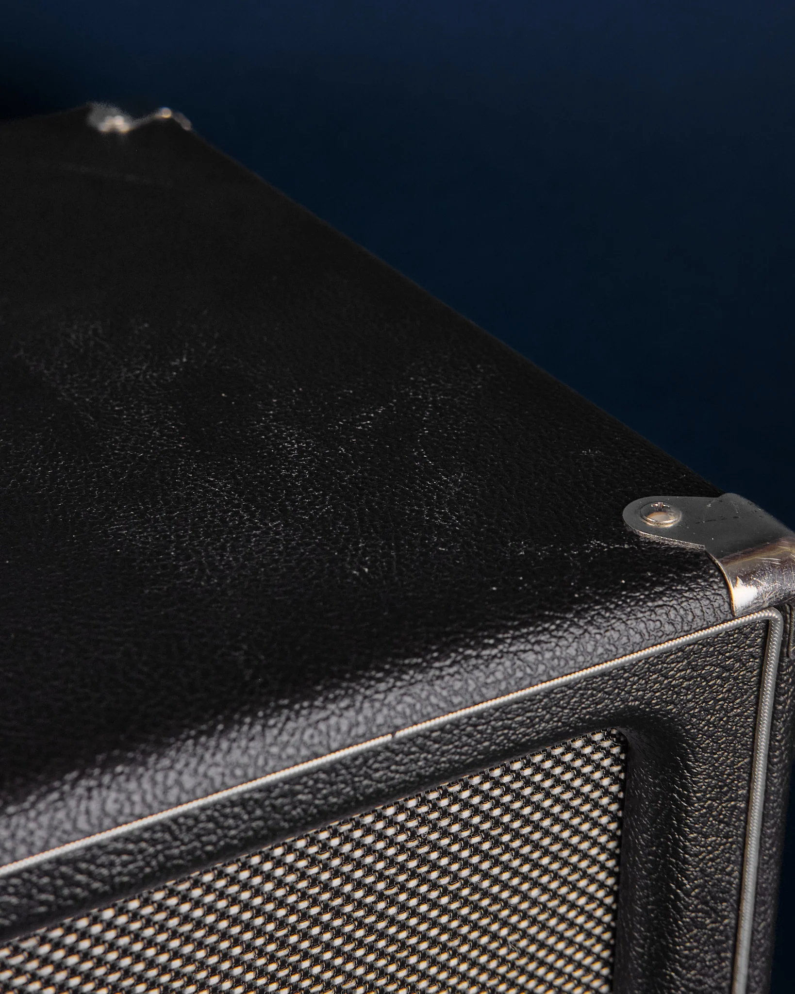Aguilar SL410X 4 x 10" Bass Cabinet (Second-Hand) - Image 5