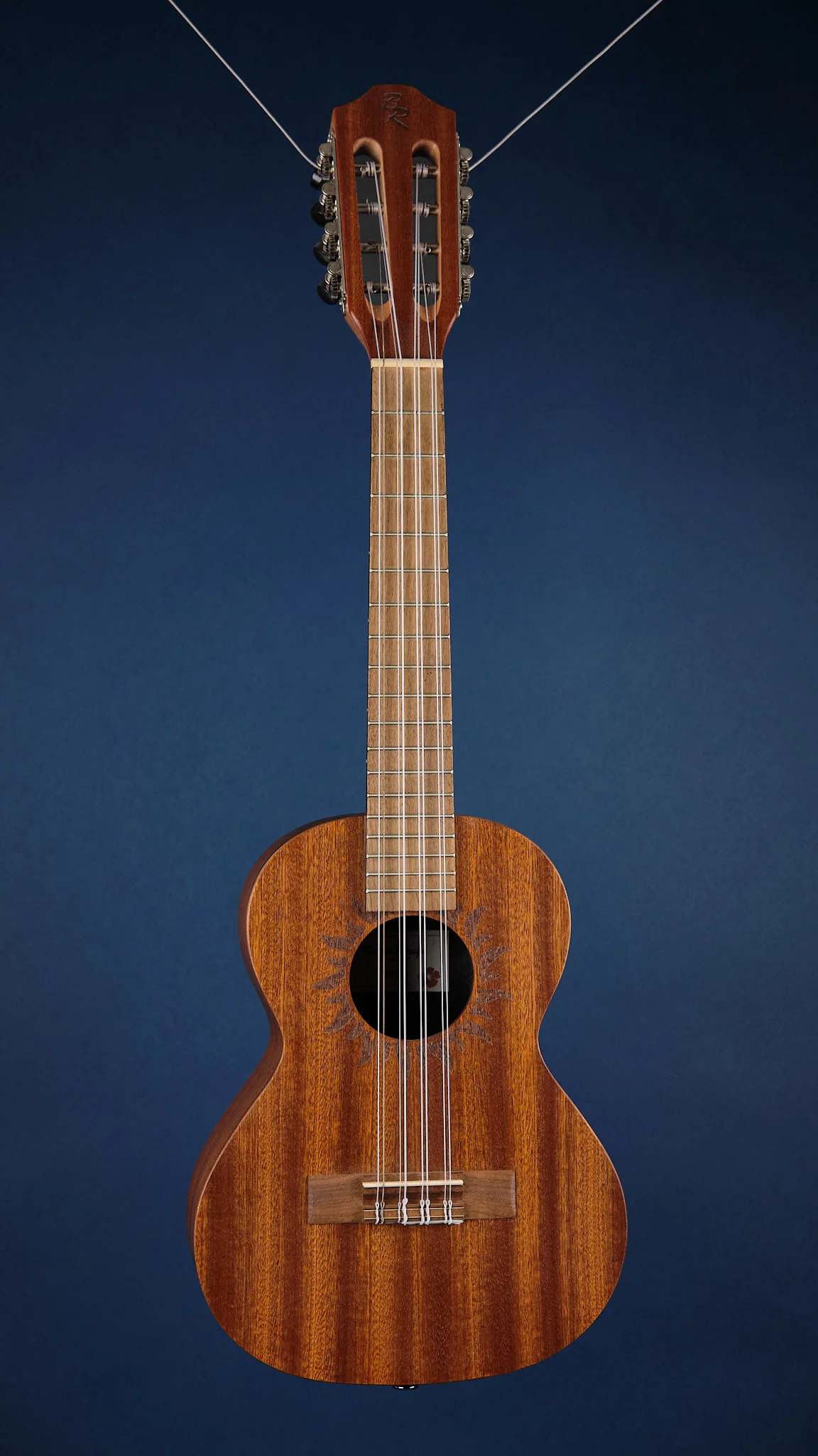 Baton Rouge V2-T8 Sun 8-String Tenor Ukulele (Second-Hand) - Image 4