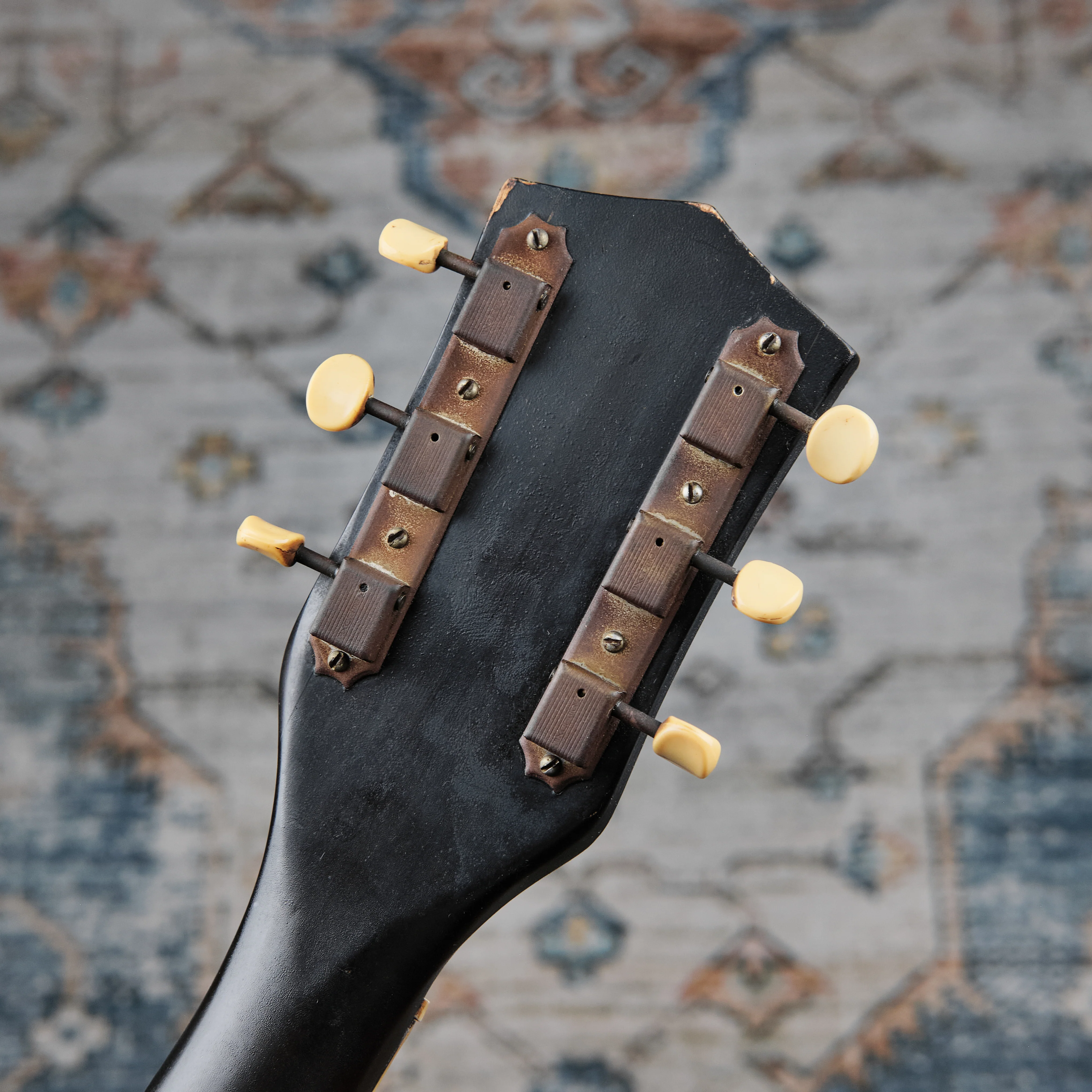 1950s Kay Archtop Sunburst - Image 4