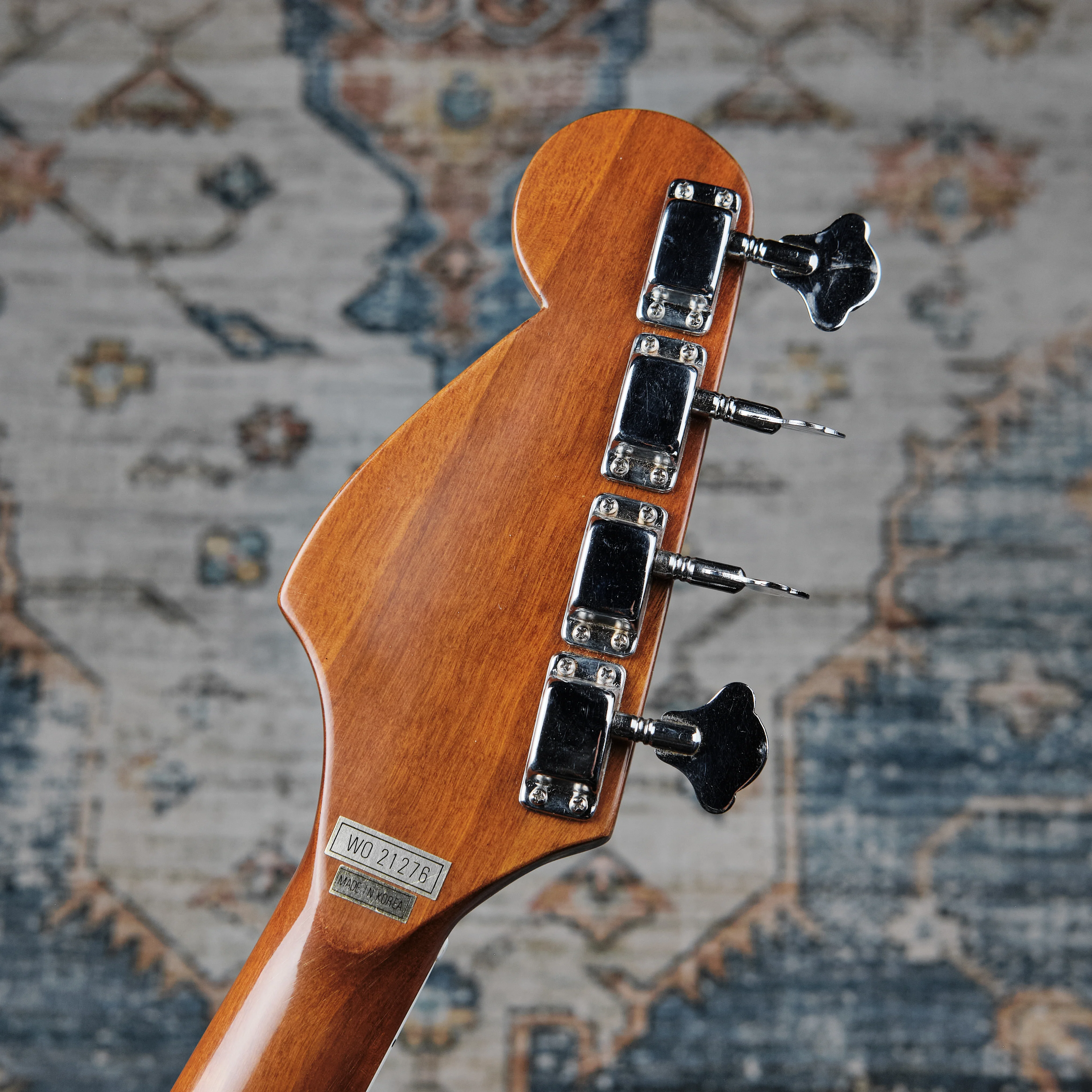 1970s Amena Short Scale Bass Sunburst - Image 4