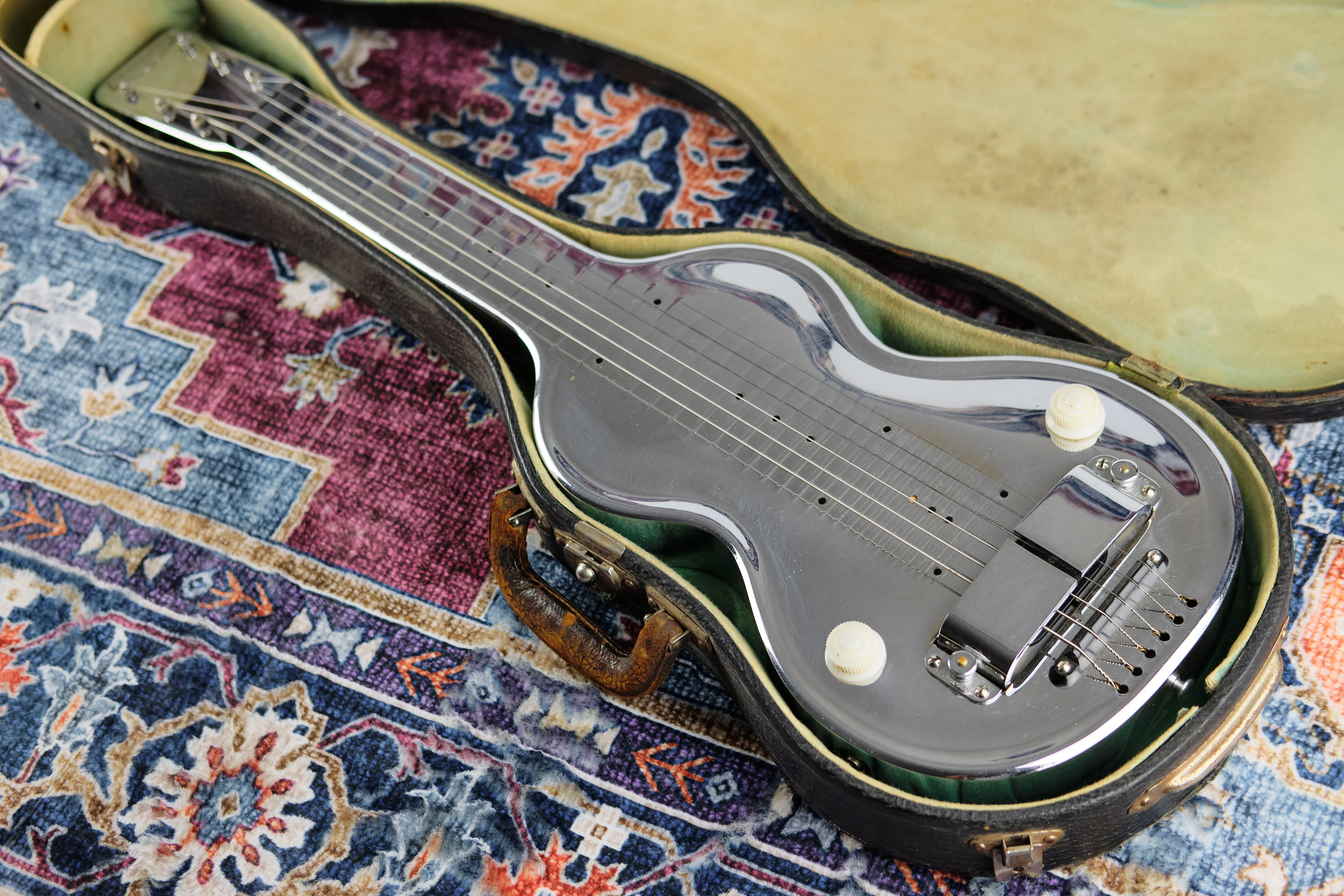 c1938 Rickenbacker NS100 Silver Hawaiian Lap Steel Guitar - Image 8