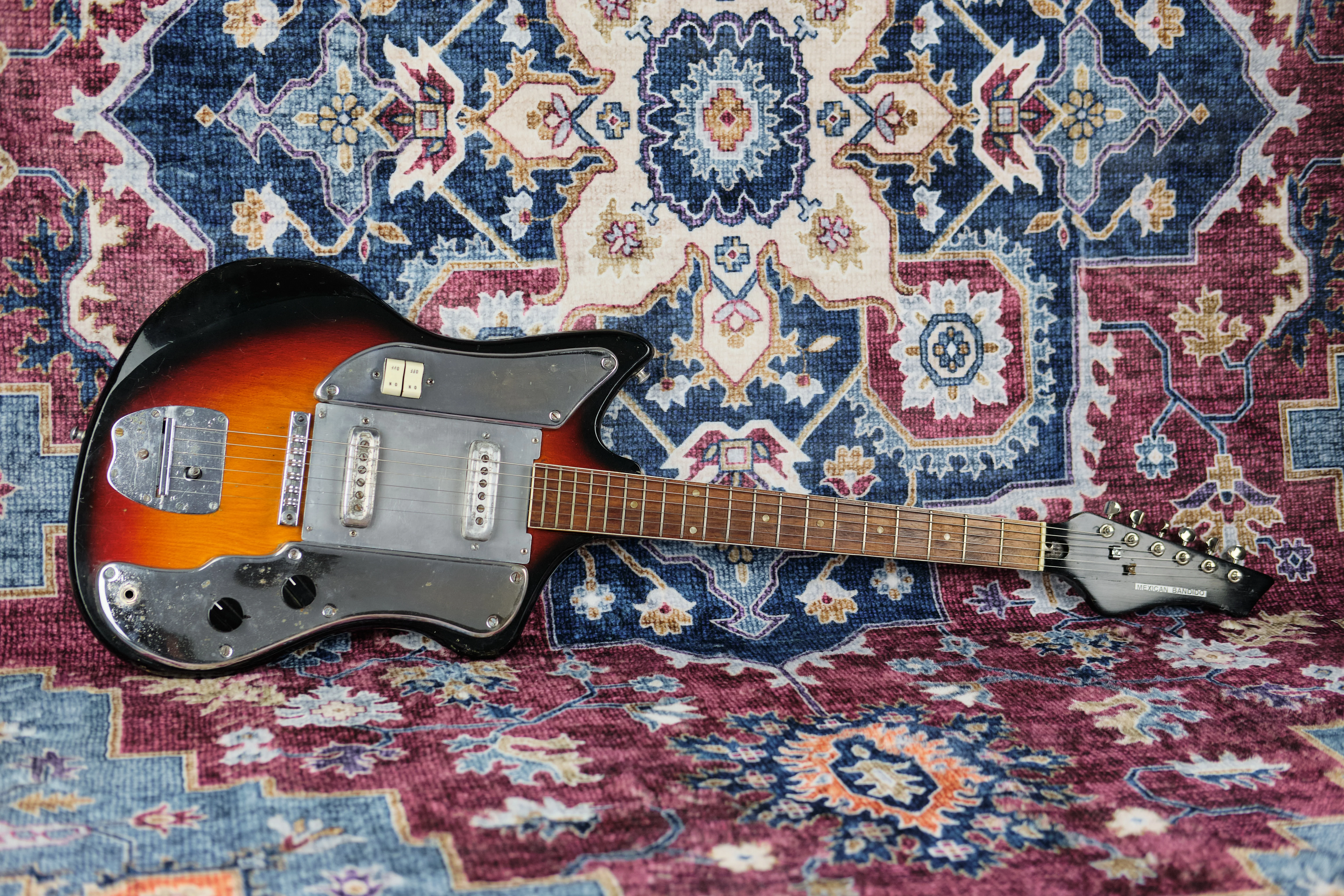 1960s Kawai S-160 Sunburst - Image 4