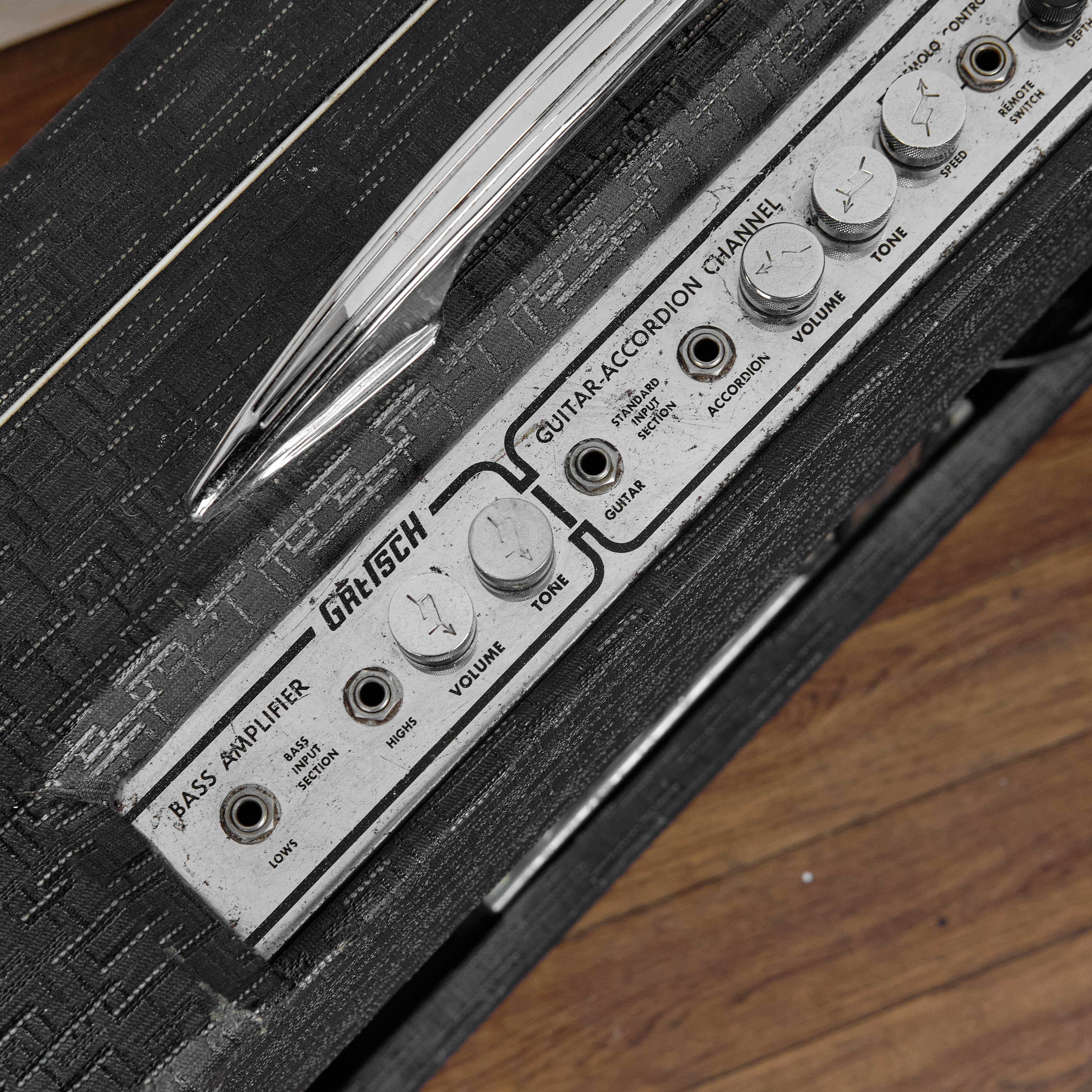 c1965 Gretsch 6159 Dual Bass Amp - Image 4