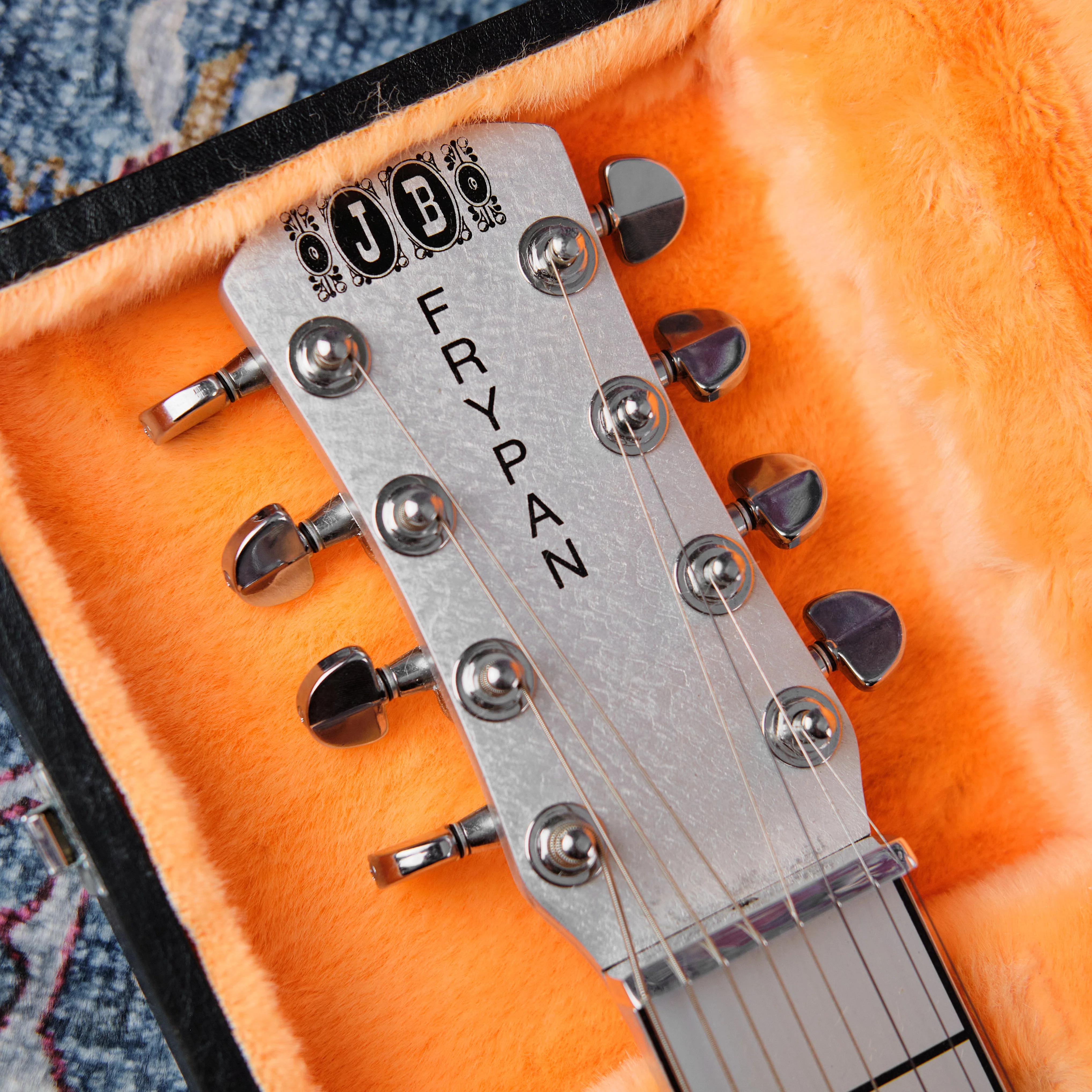 c1990s Excel Jerry Byrd Fry Pan 8 String Lapsteel - Image 2