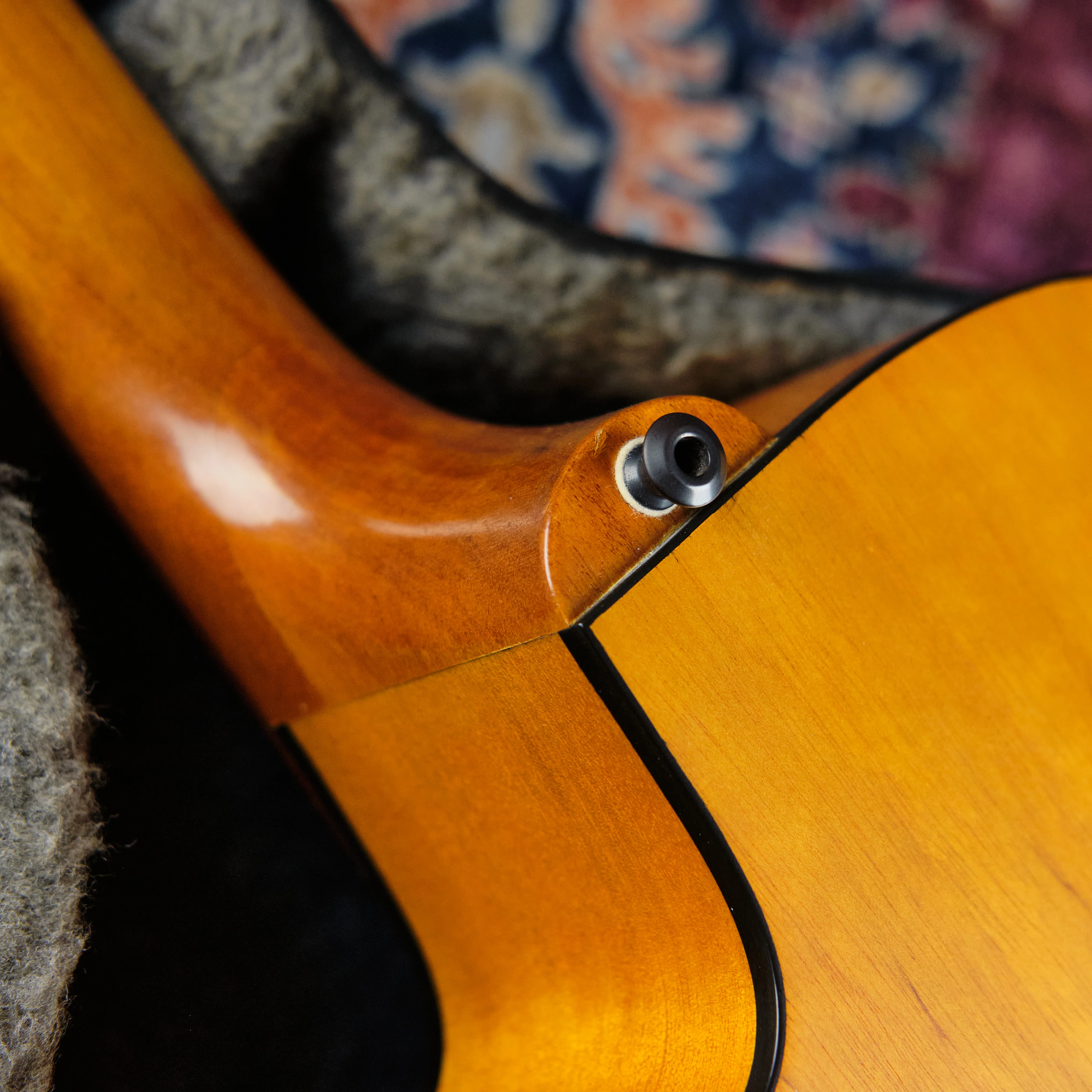 1990s Maton EM225C Dreadnought - Image 11