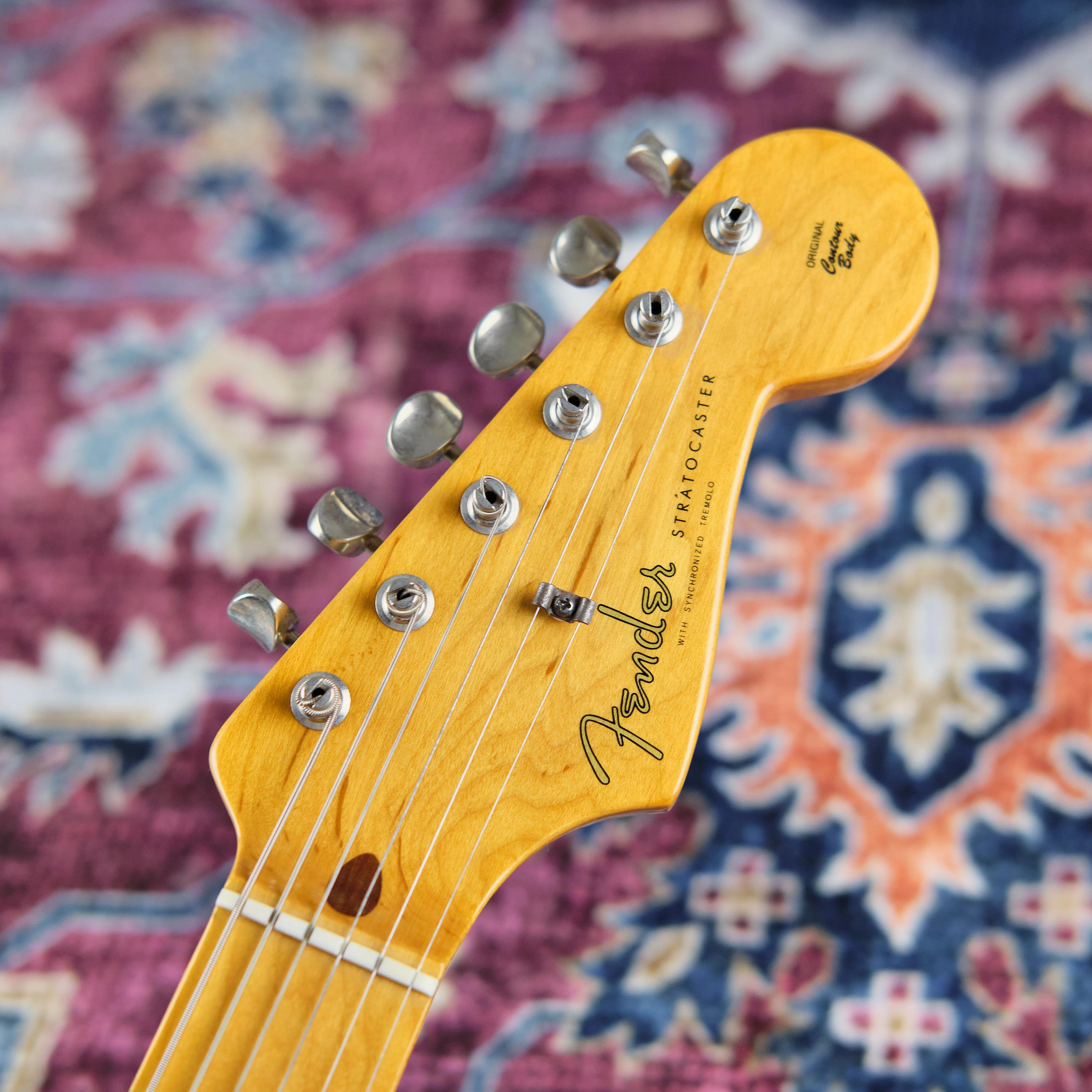 2000s Fender Classic Series '50s Stratocaster Two-Tone Sunburst - Image 2
