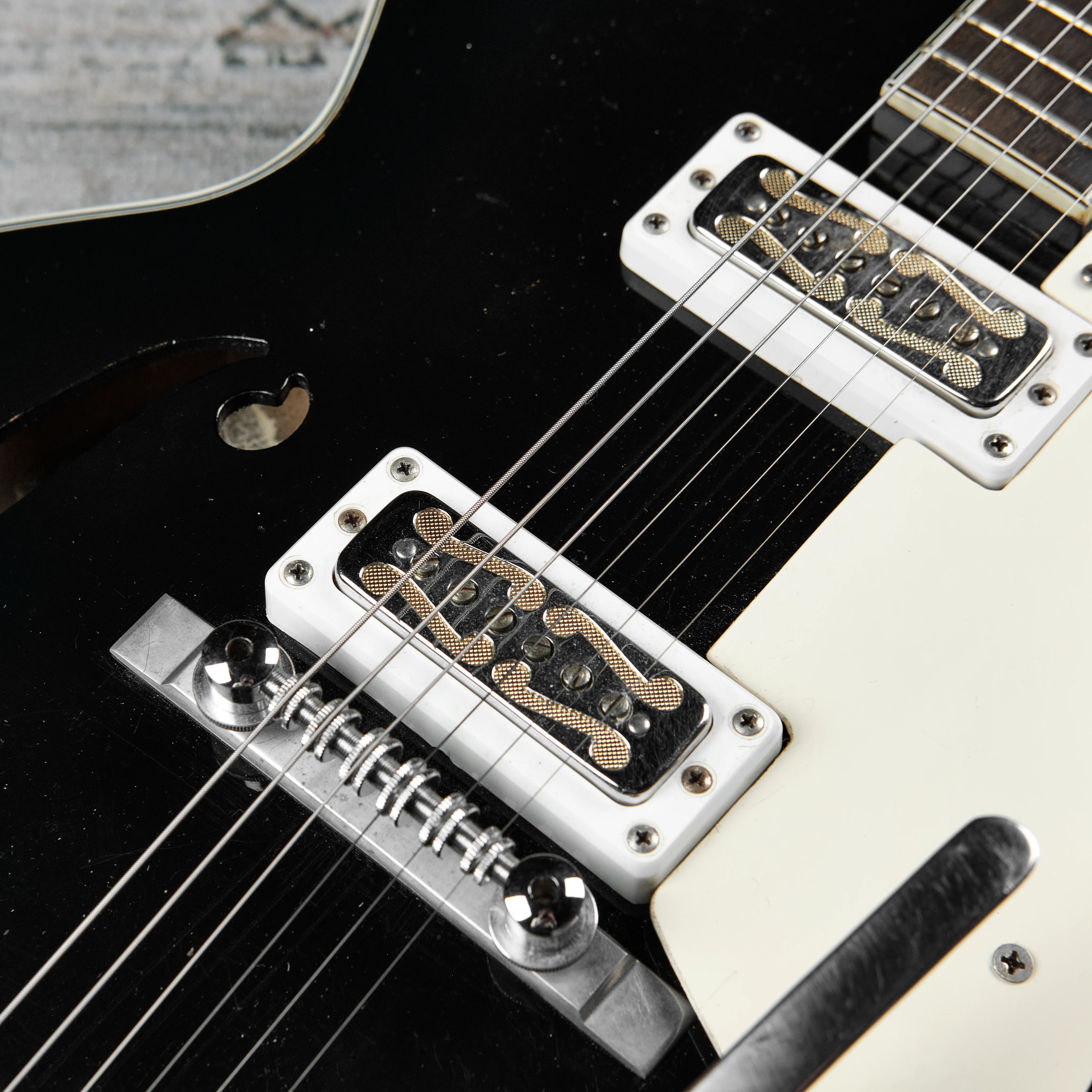 1960s Silvertone 1446 Black - Image 5