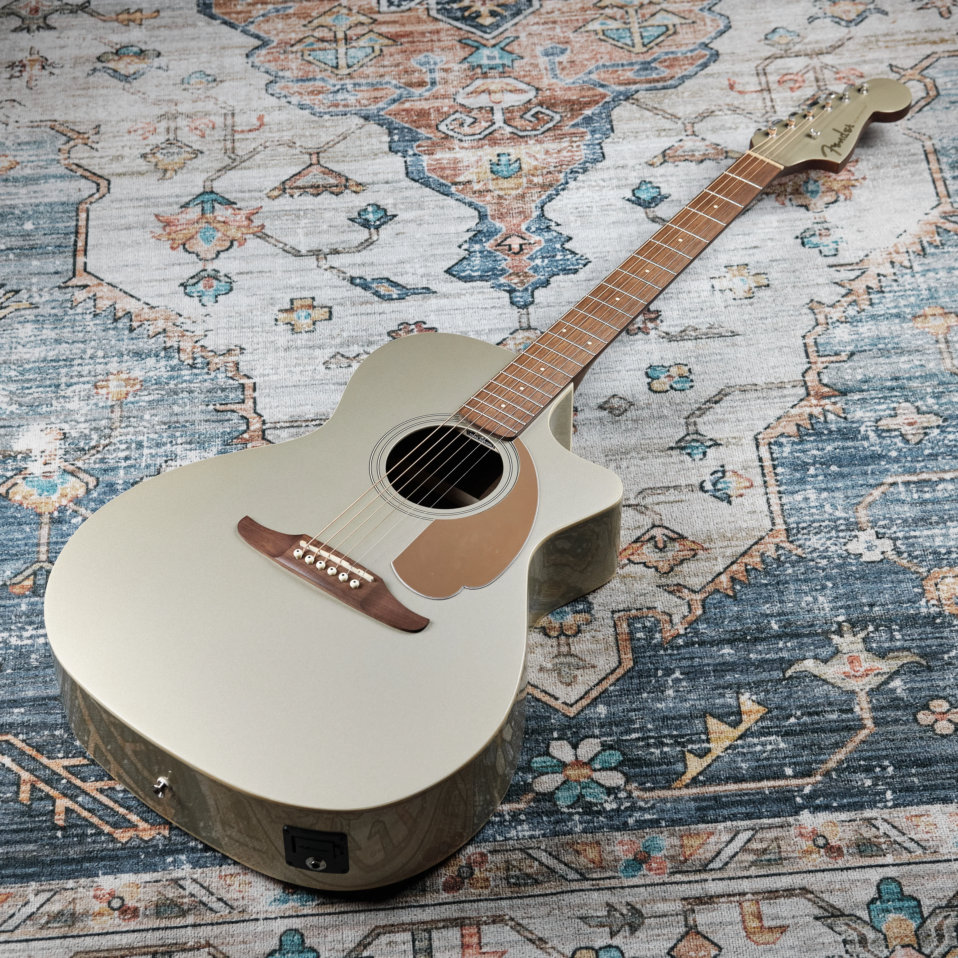 Fender Newporter Player Champagne (Second-Hand) - Image 3