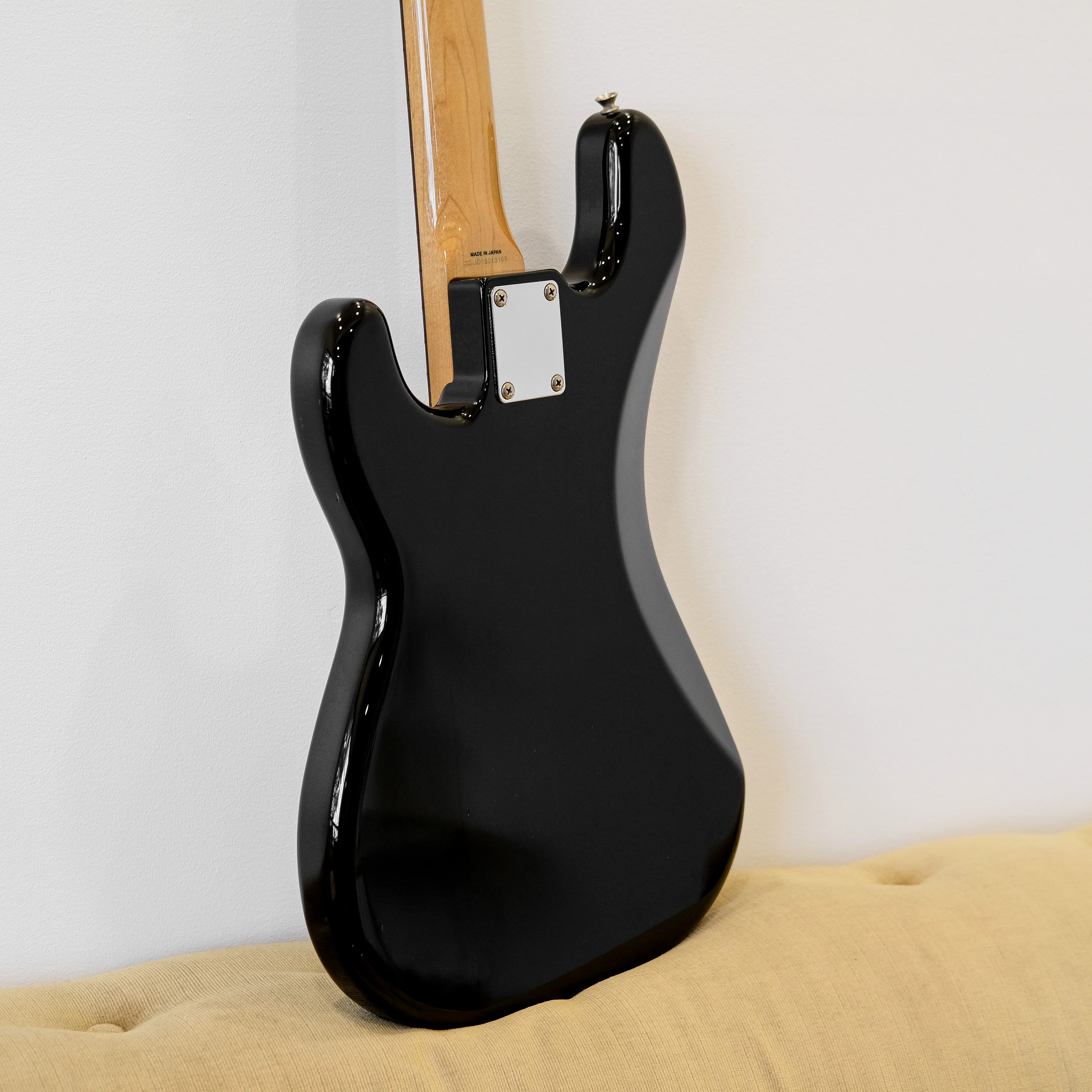2015 Fender Precision Bass PB-62 MIJ Black - Image 3