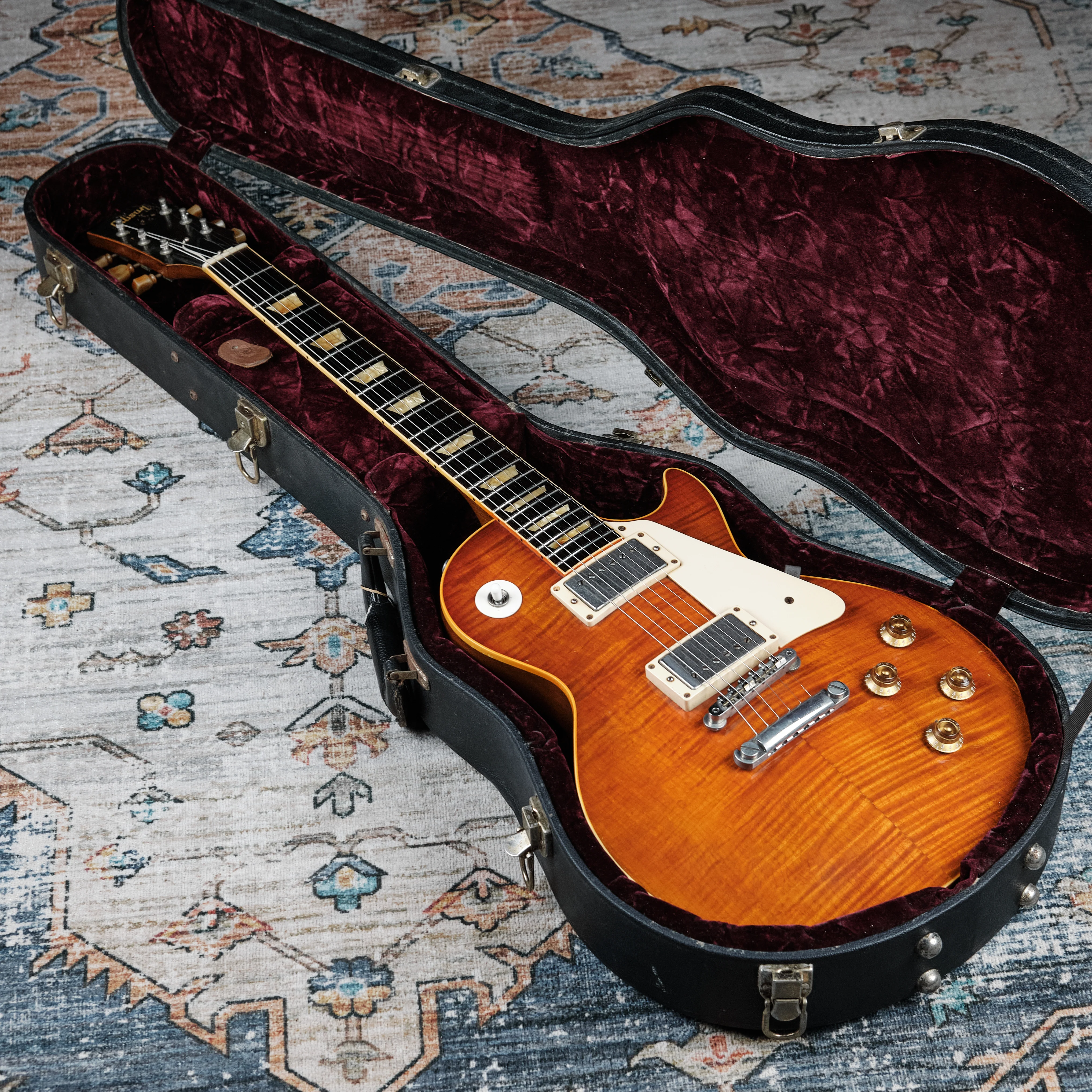 1999 Gibson Les Paul R9 Custom Shop 40th Anniversary Historic - Image 10