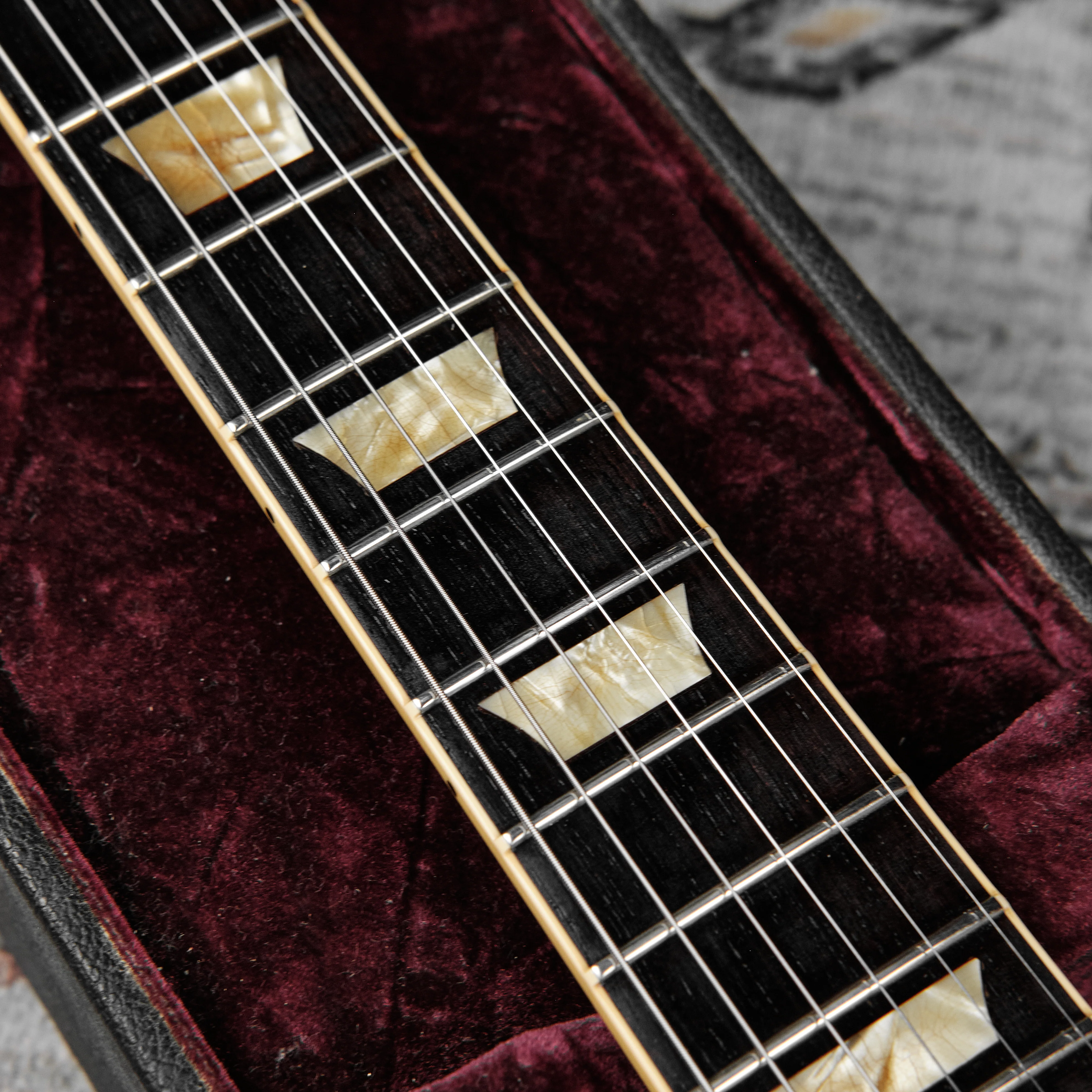 1999 Gibson Les Paul R9 Custom Shop 40th Anniversary Historic - Image 14