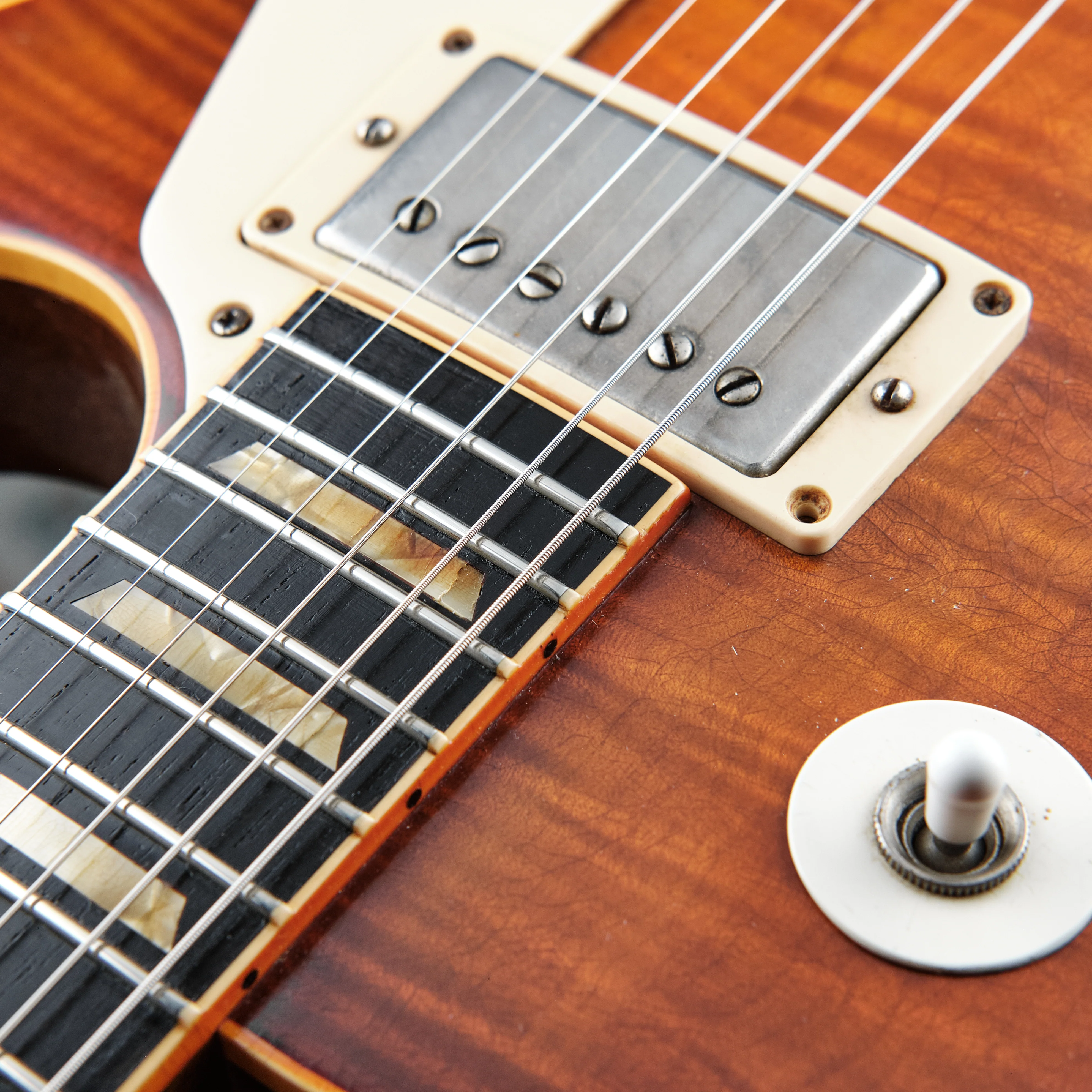 1999 Gibson Les Paul R9 Custom Shop 40th Anniversary Historic - Image 9