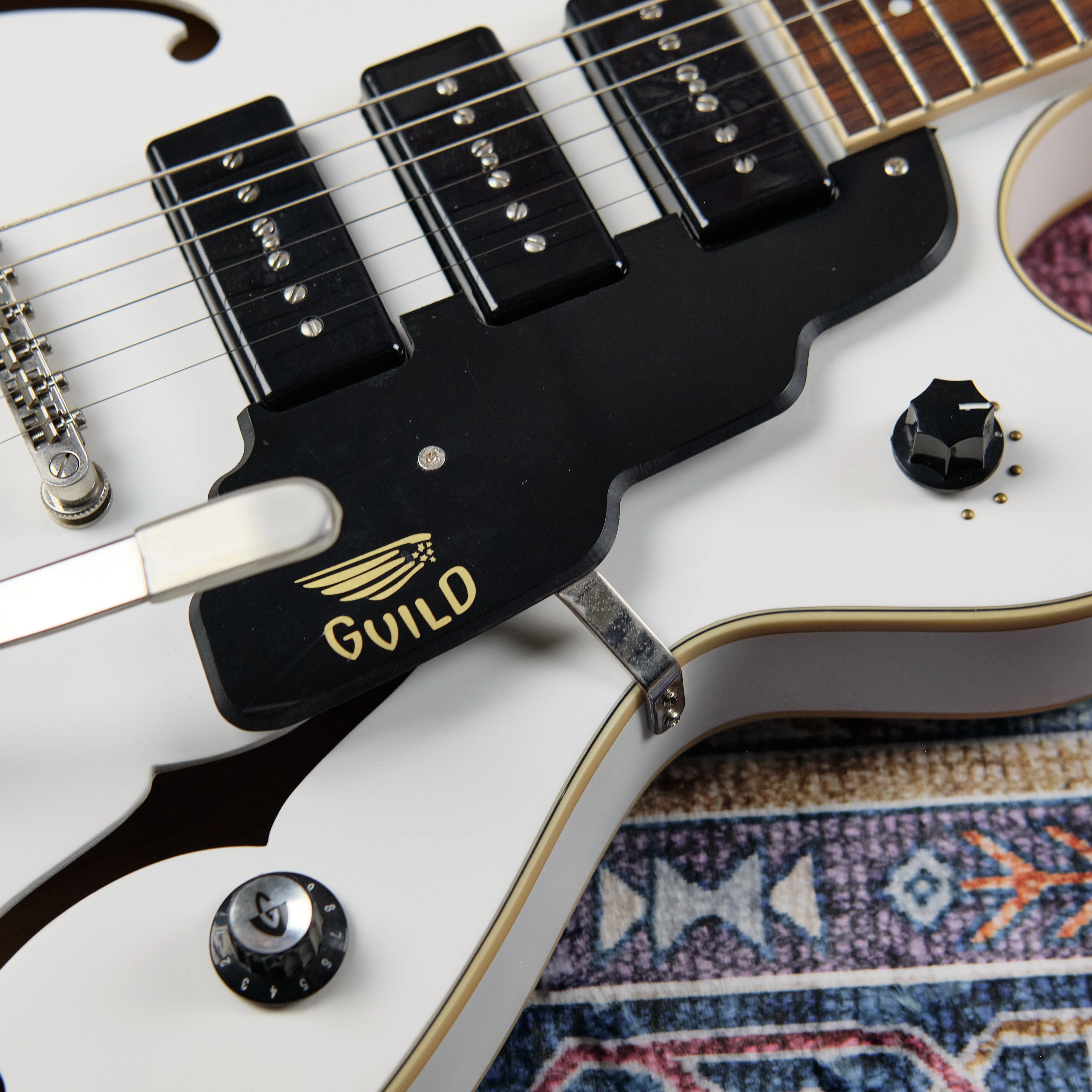 Guild Starfire I Jet90 Satin White (Second-Hand) - Image 4