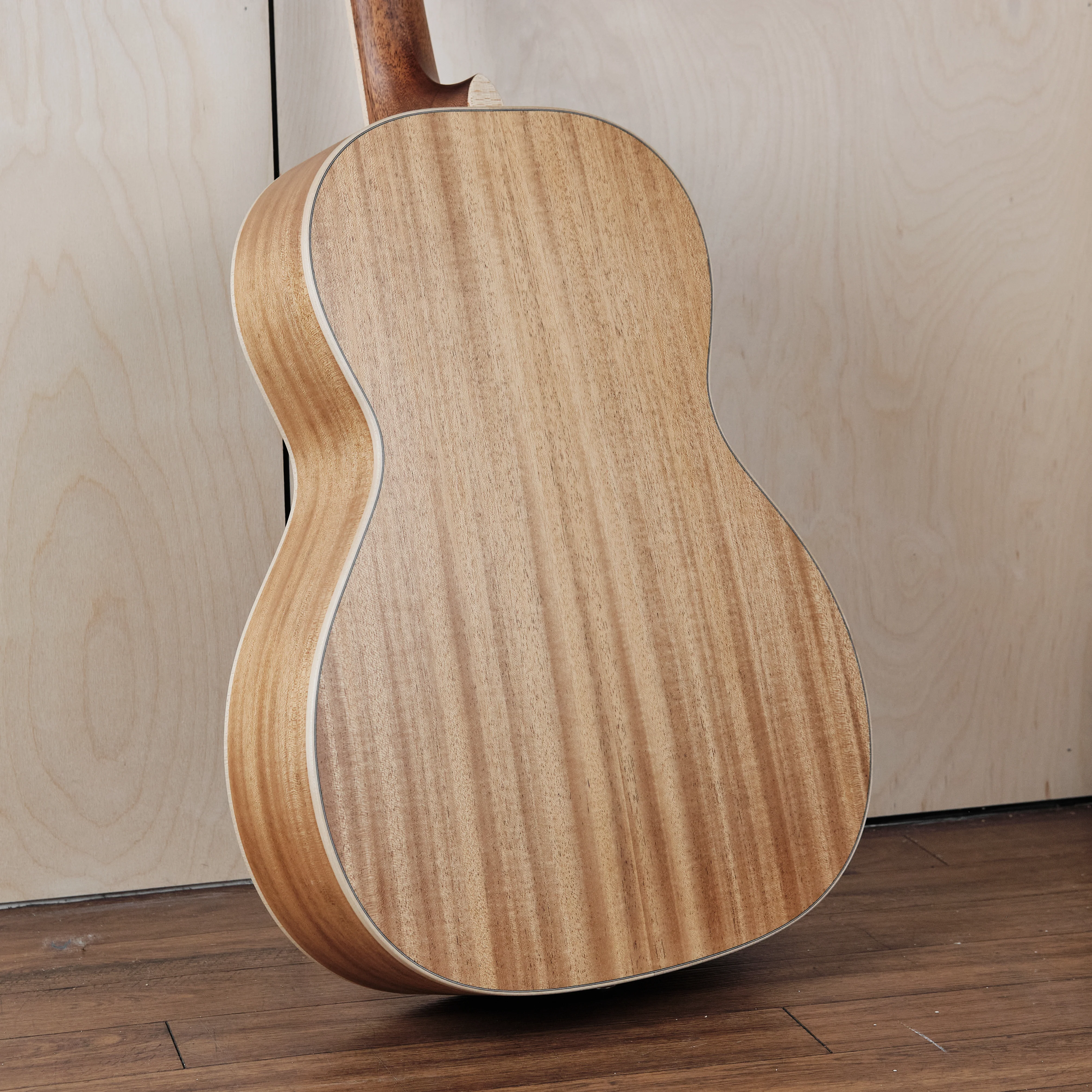 Larrivée 000-40 Custom Scale - Image 3