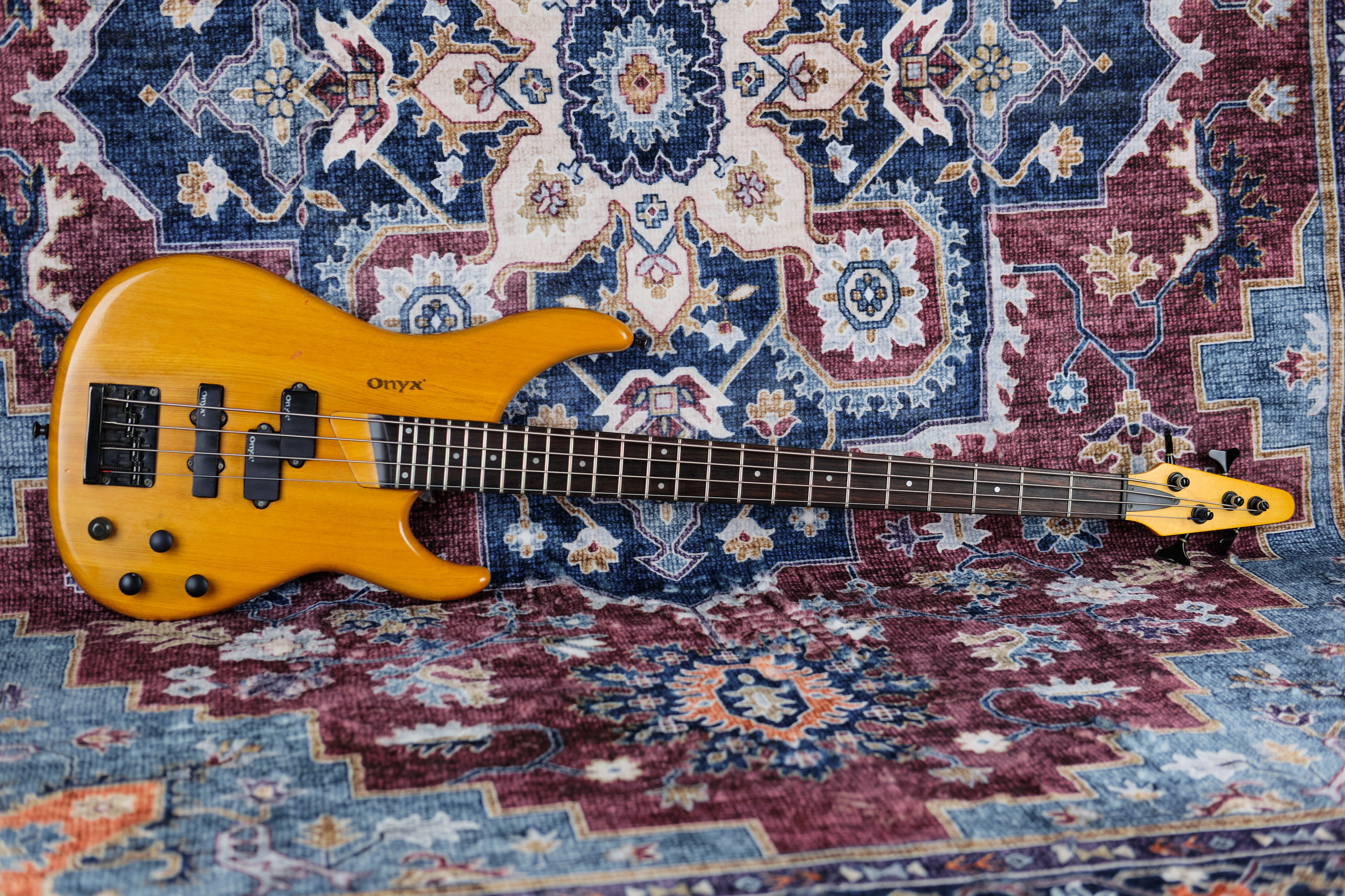 Onyx 1080/N Bass Natural (Second-Hand) - Image 6