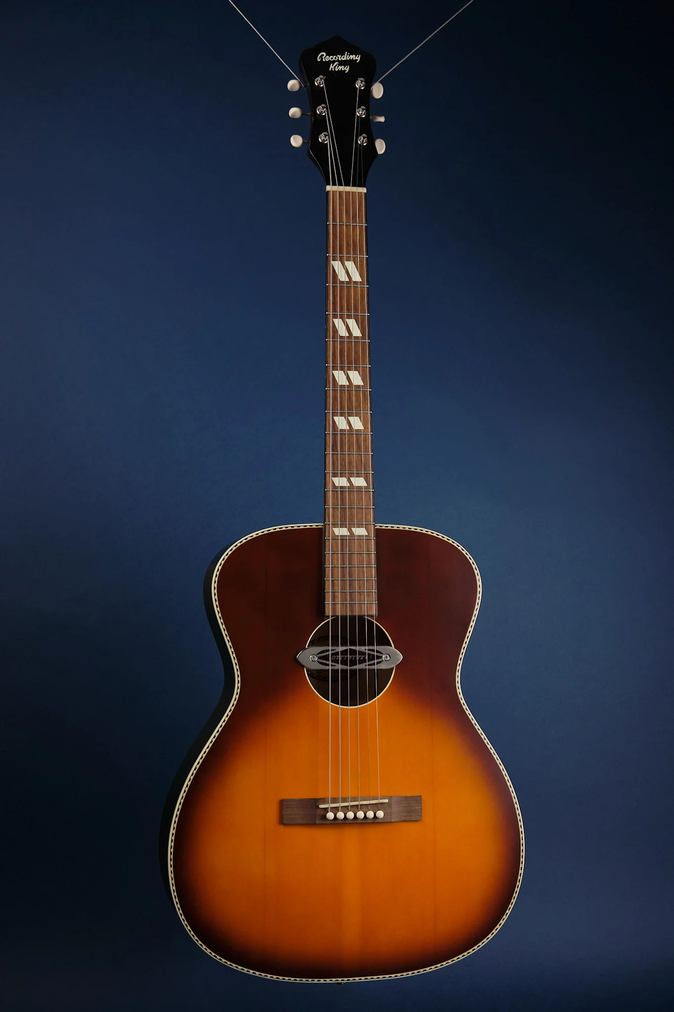 Recording King Dirty 30s Series 7 OOO Tobacco Sunburst (Second-Hand) - Image 4