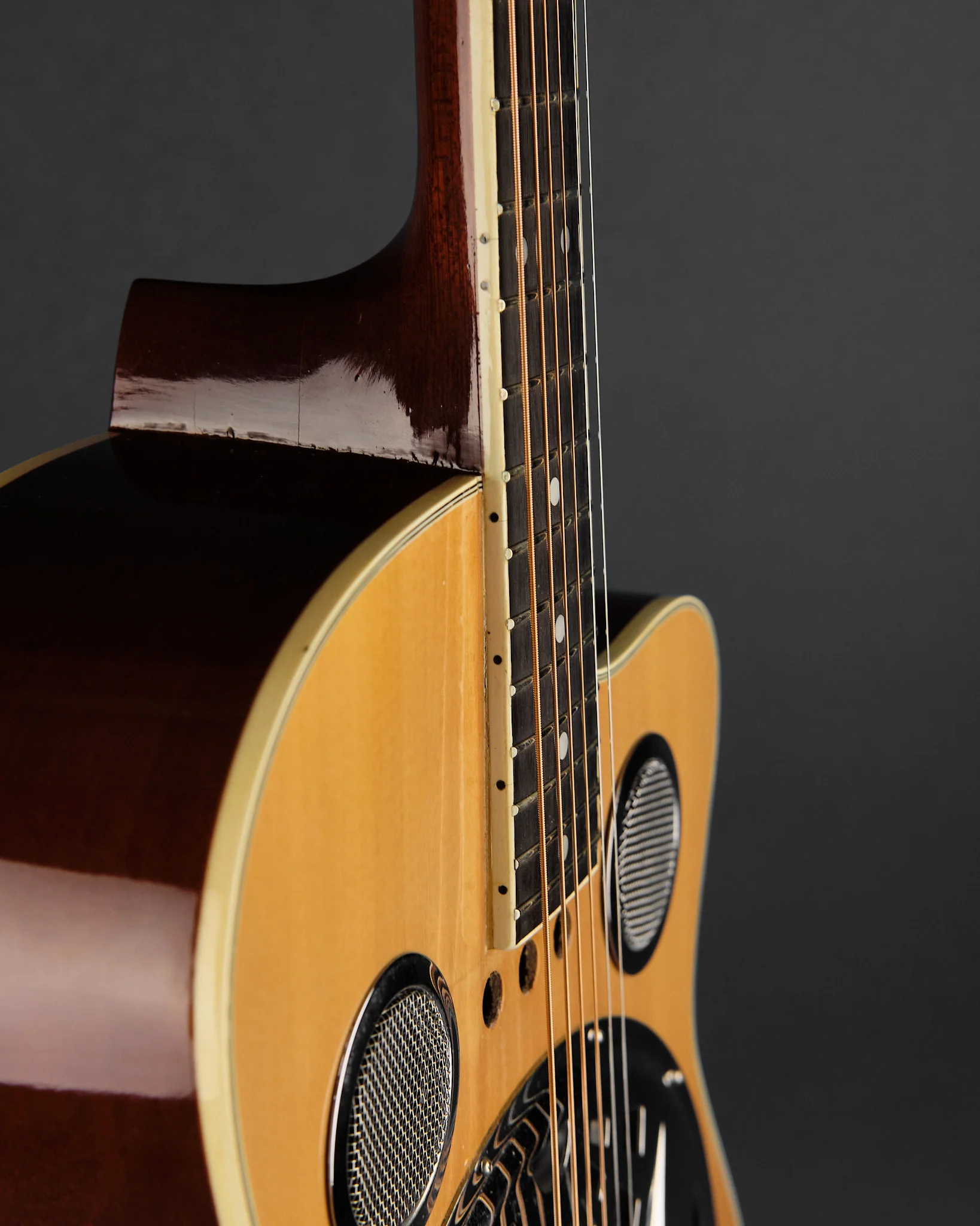 Regal Wood Body Resonator Natural (Second-Hand) - Image 9