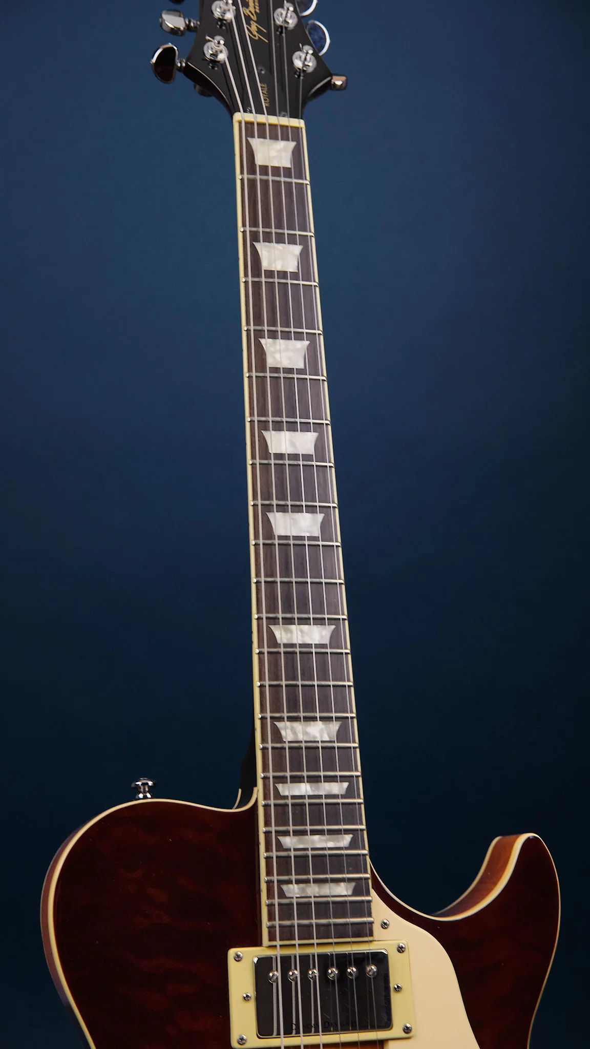 Samick Greg Bennett Royale RL-3 Sunburst (Second-Hand) - Image 6