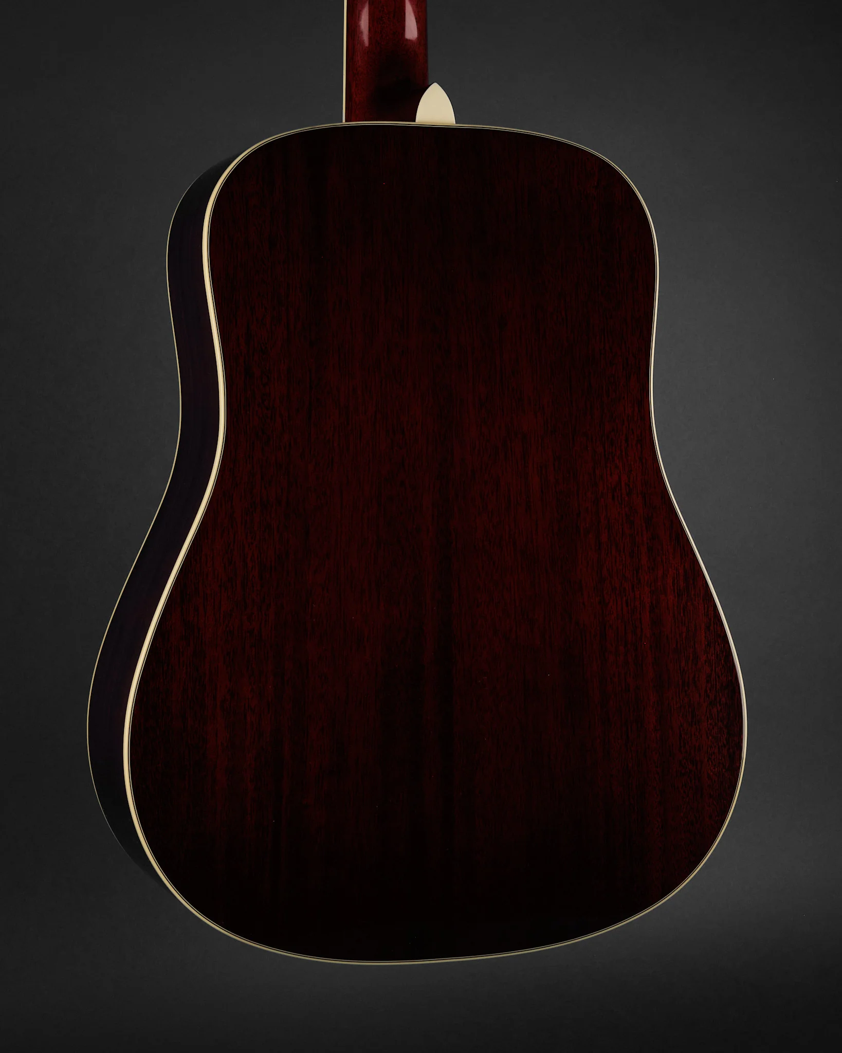 Sigma SDM-SG5 Hummingbird Dreadnought Sunburst (Second-Hand) - Image 3